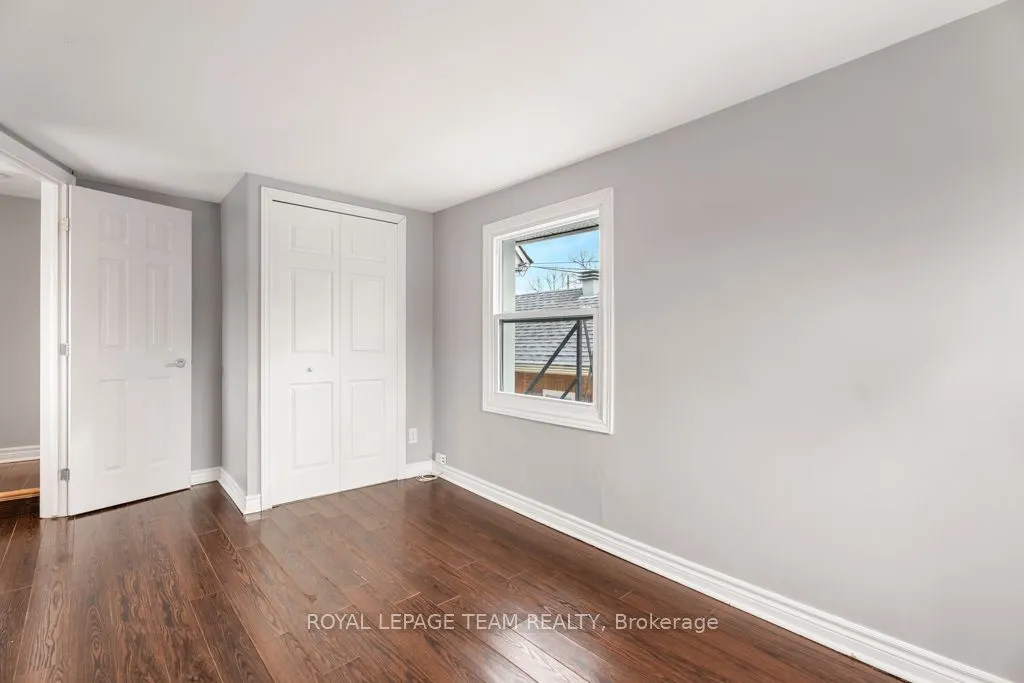 978 Admiral Avenue
