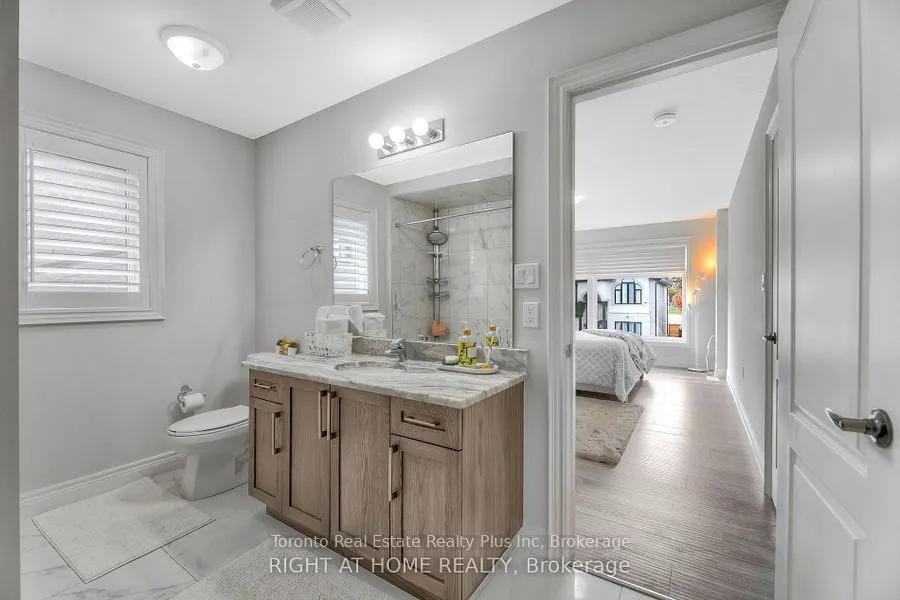 27 Deerfield Lane