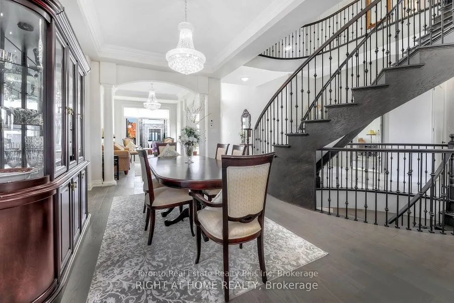 27 Deerfield Lane