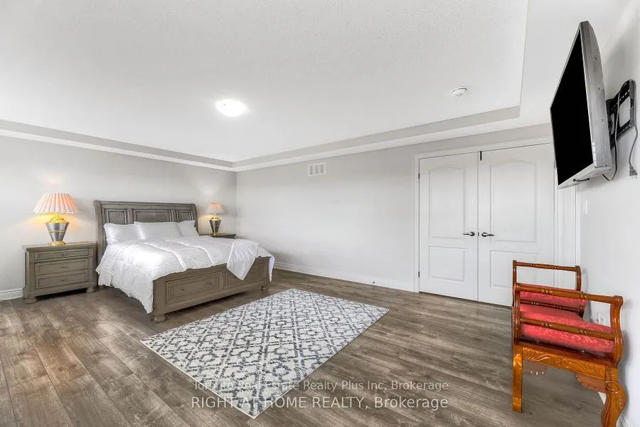 27 Deerfield Lane