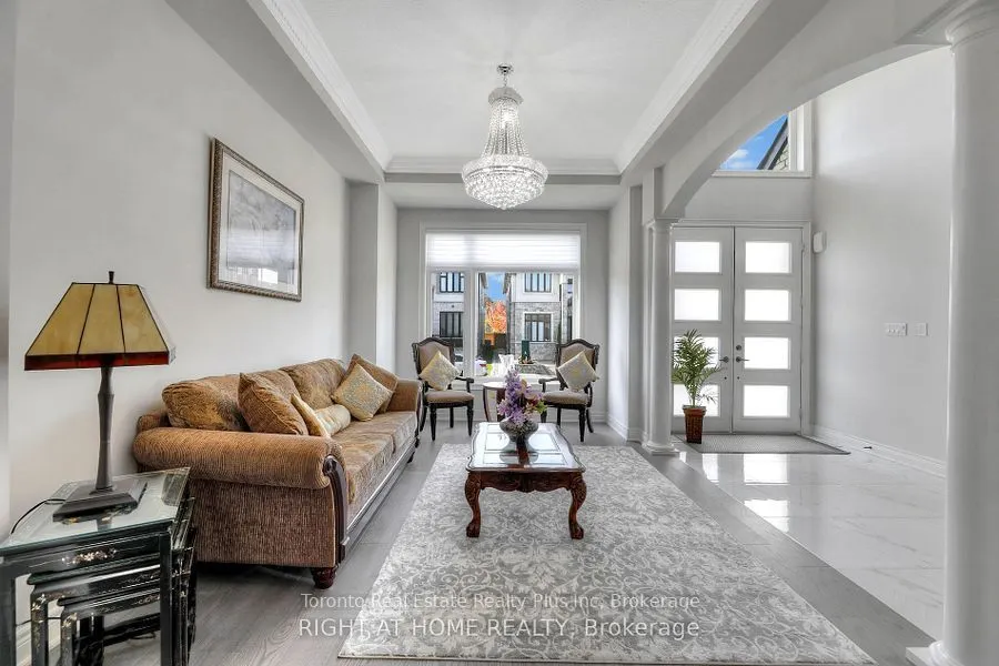 27 Deerfield Lane