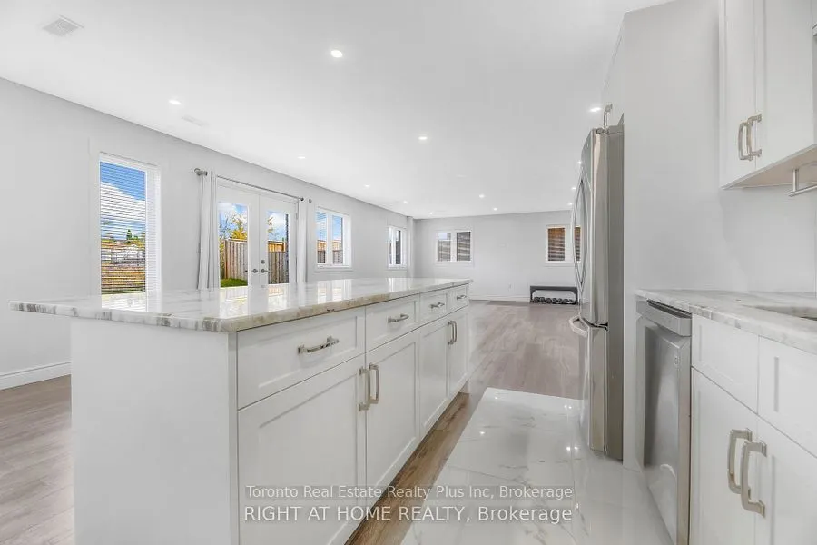 27 Deerfield Lane