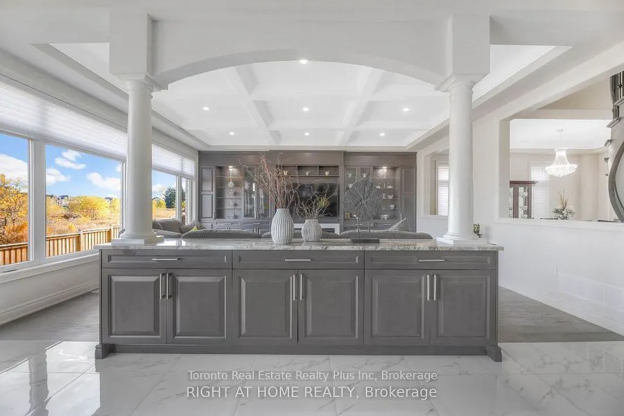 27 Deerfield Lane