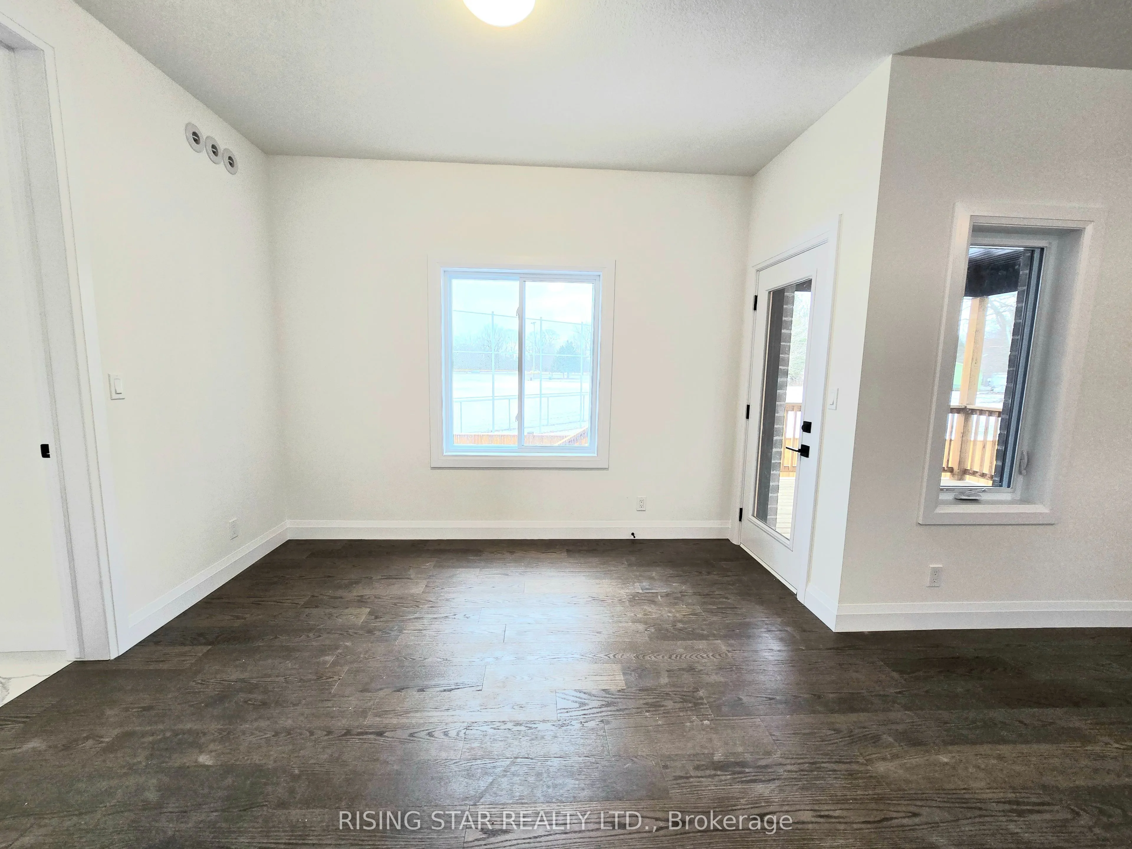 242 Mount Pleasant 5 Street