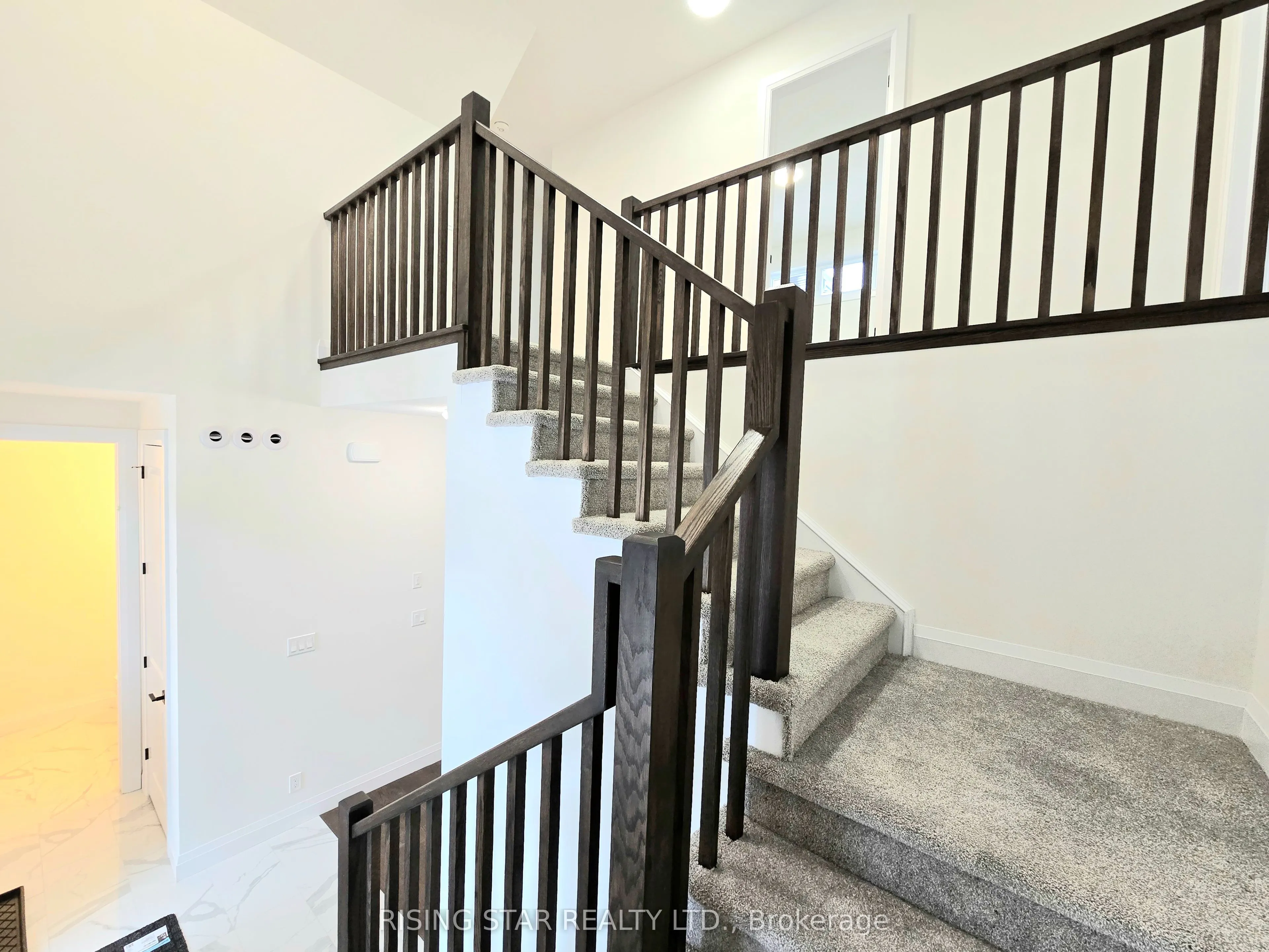 242 Mount Pleasant 5 Street