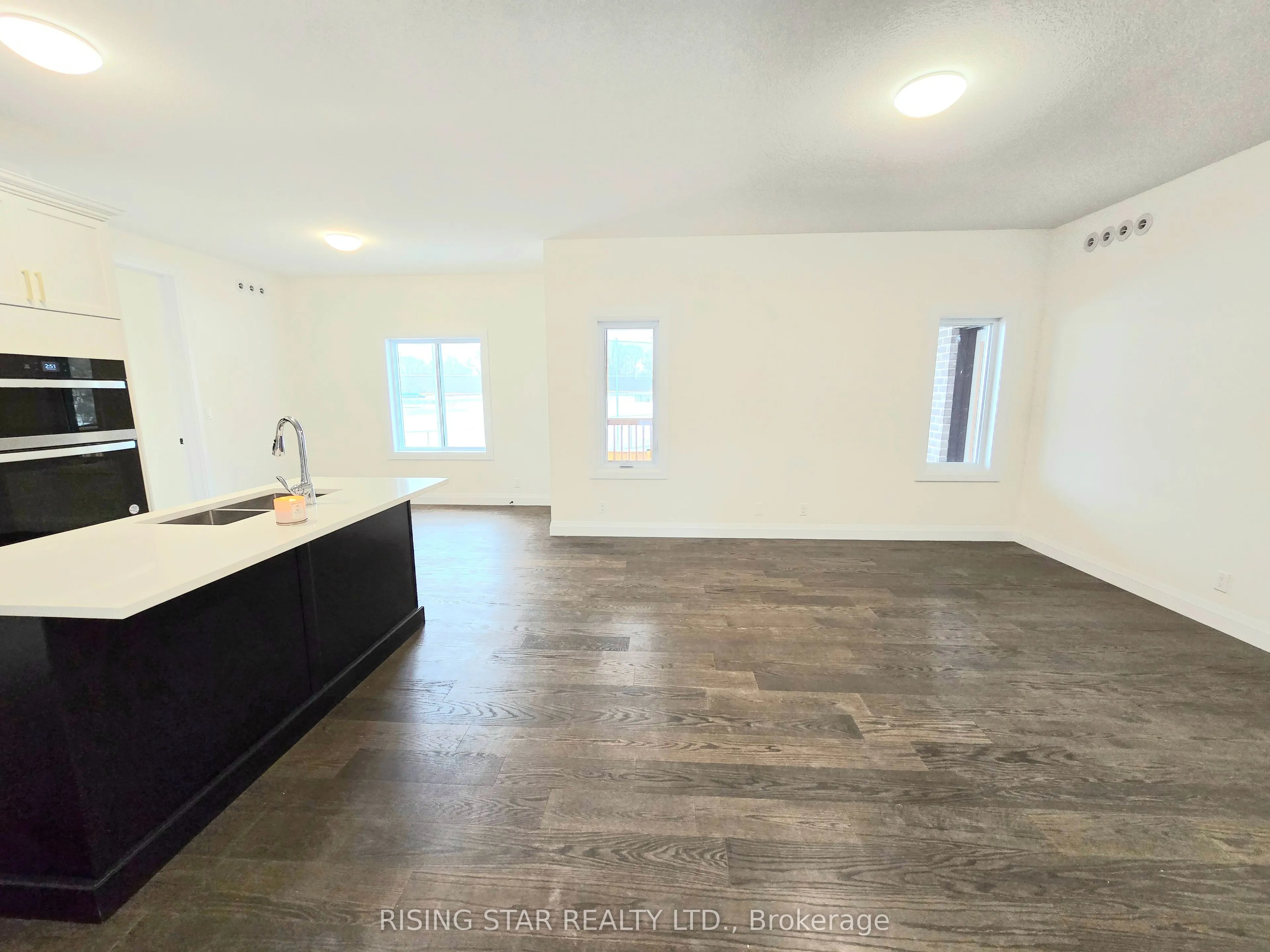 242 Mount Pleasant 5 Street