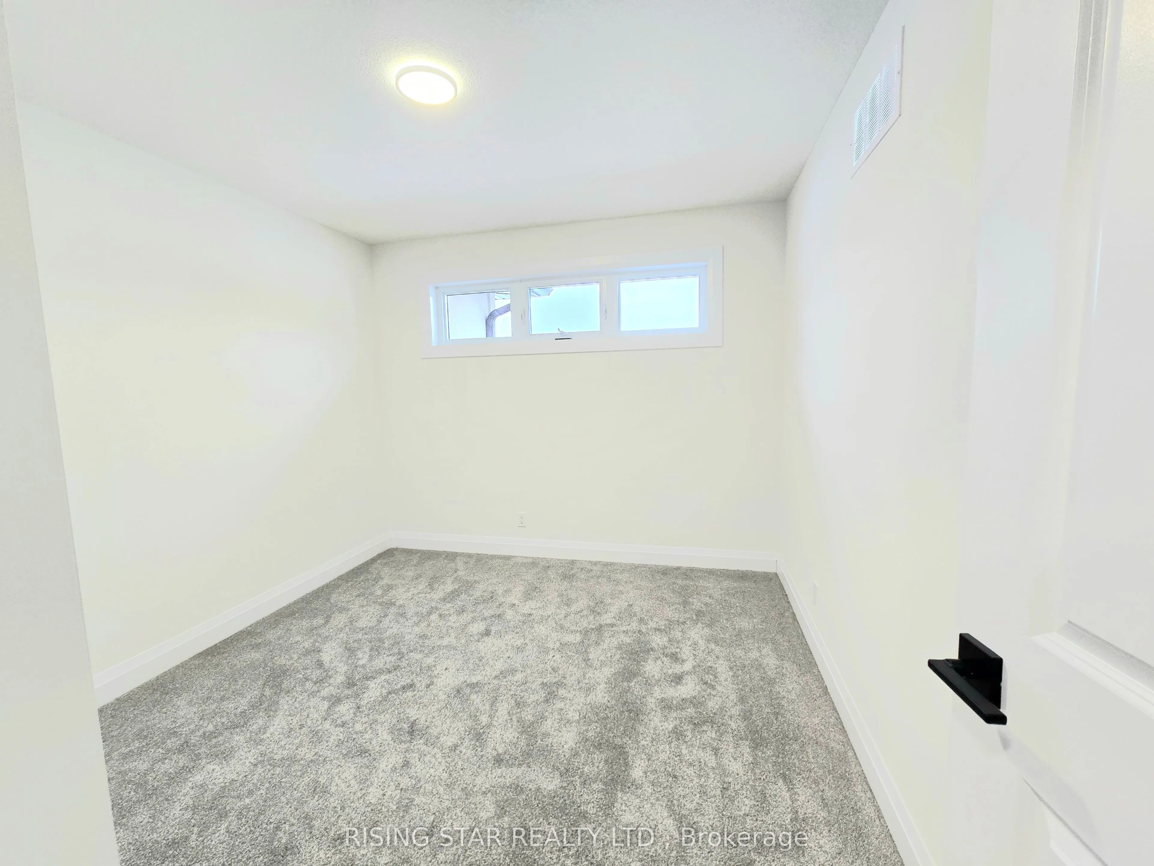 242 Mount Pleasant 5 Street