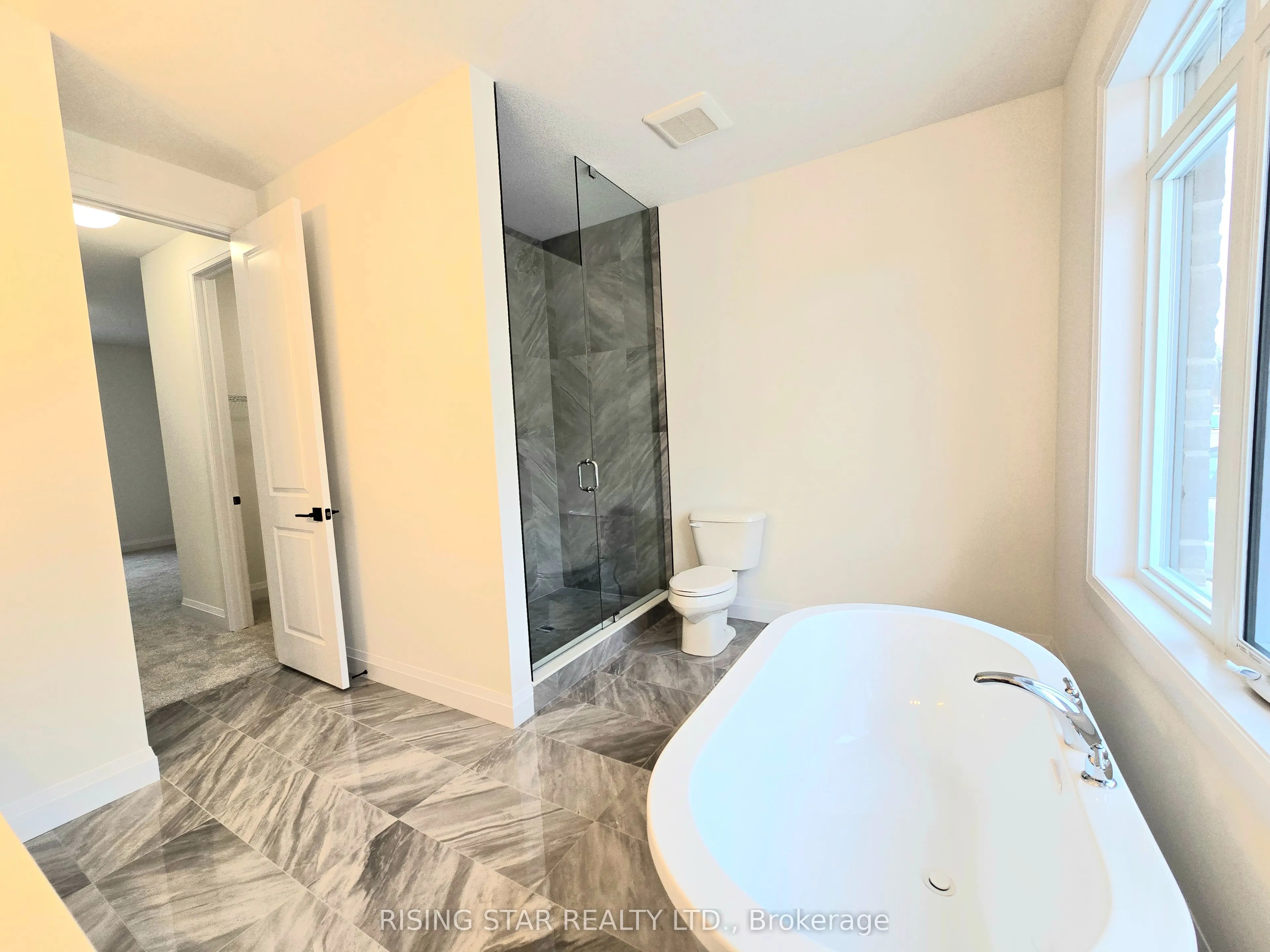 242 Mount Pleasant 5 Street