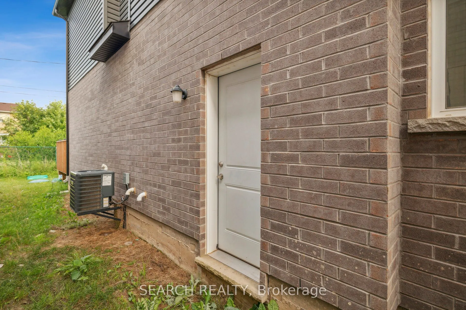 217 Louise Street