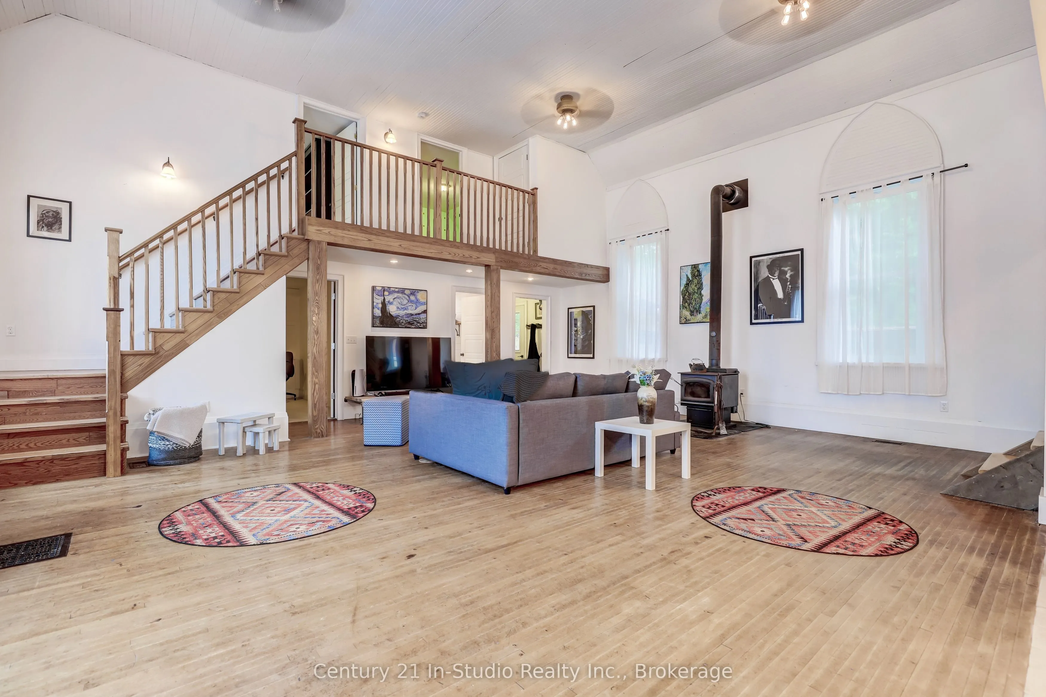 44 2ND Avenue