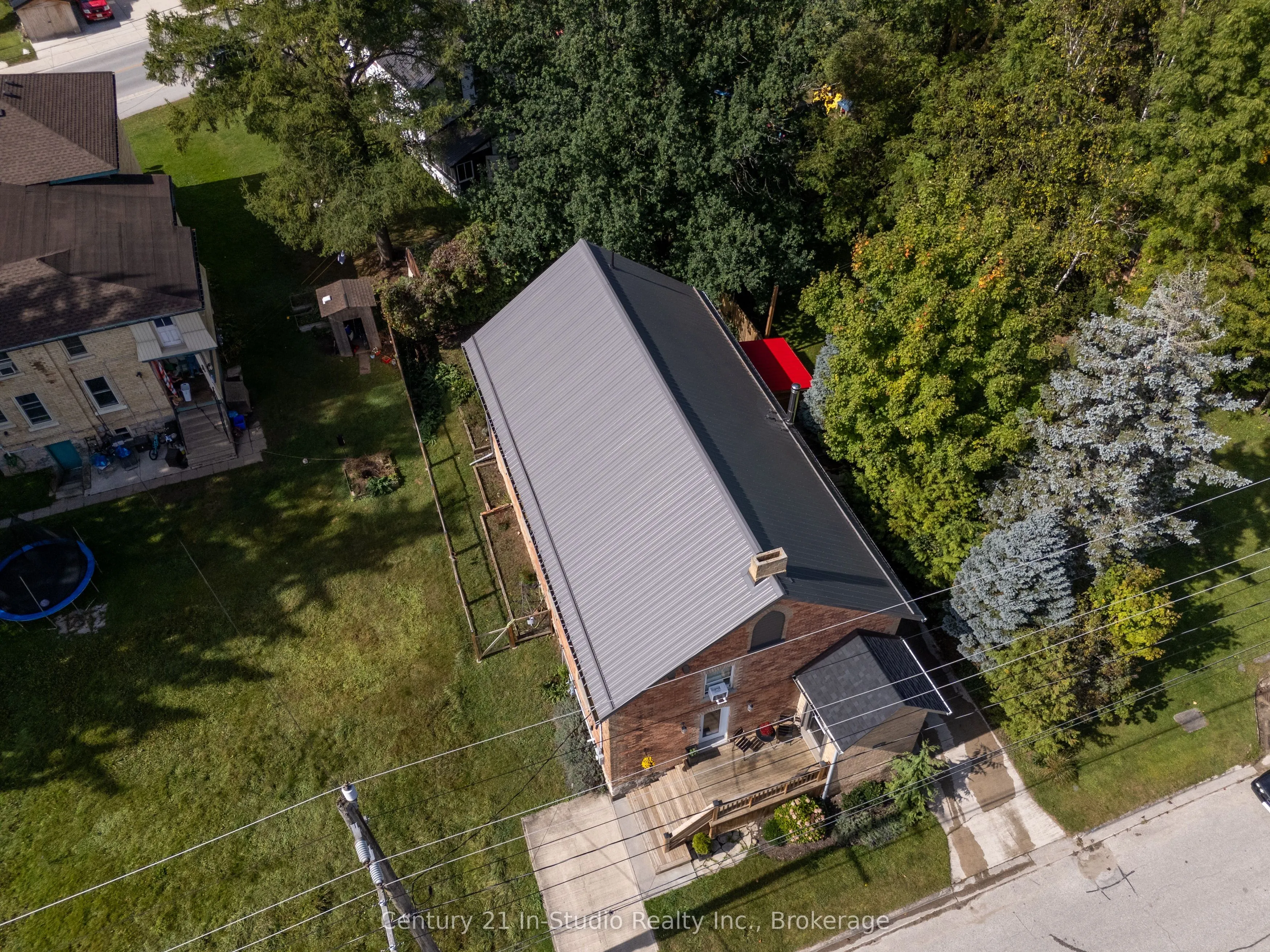 44 2ND Avenue