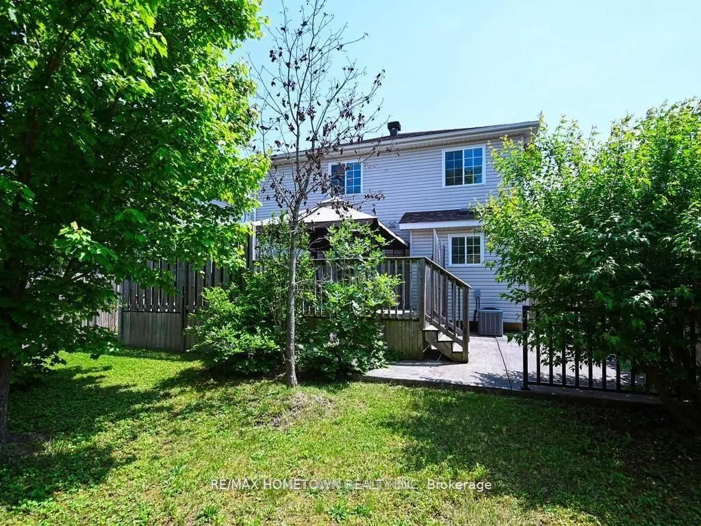 16 REGENCY Place