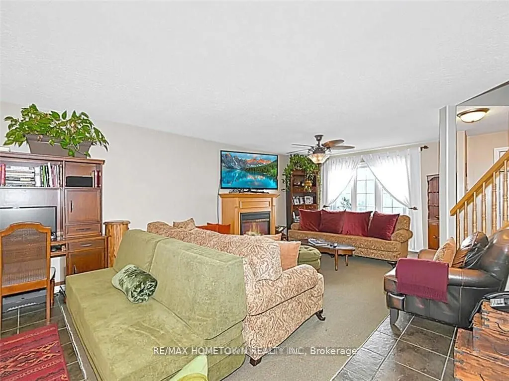 16 REGENCY Place