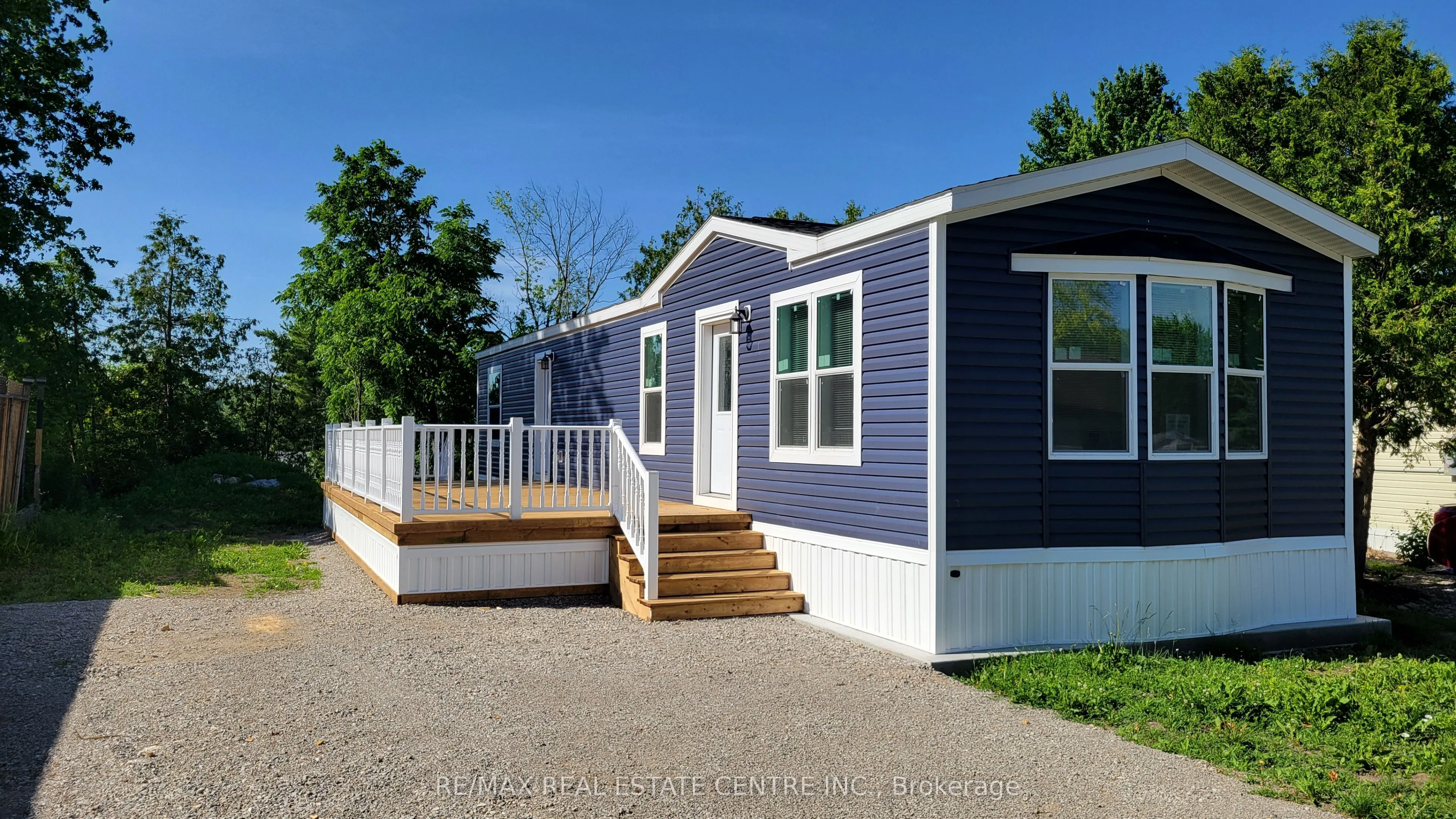 24 MacPherson Crescent, #24