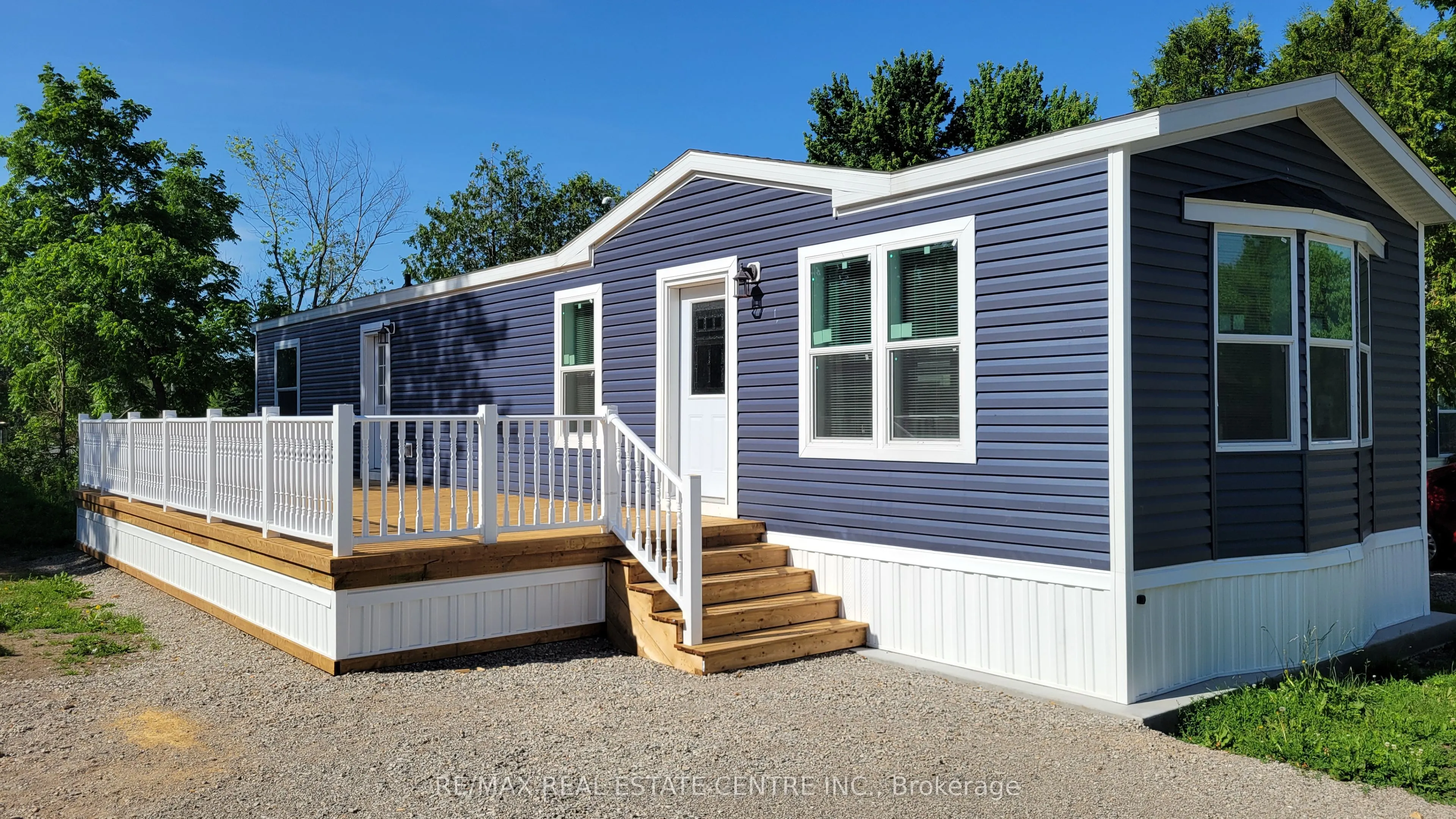 24 MacPherson Crescent, #24