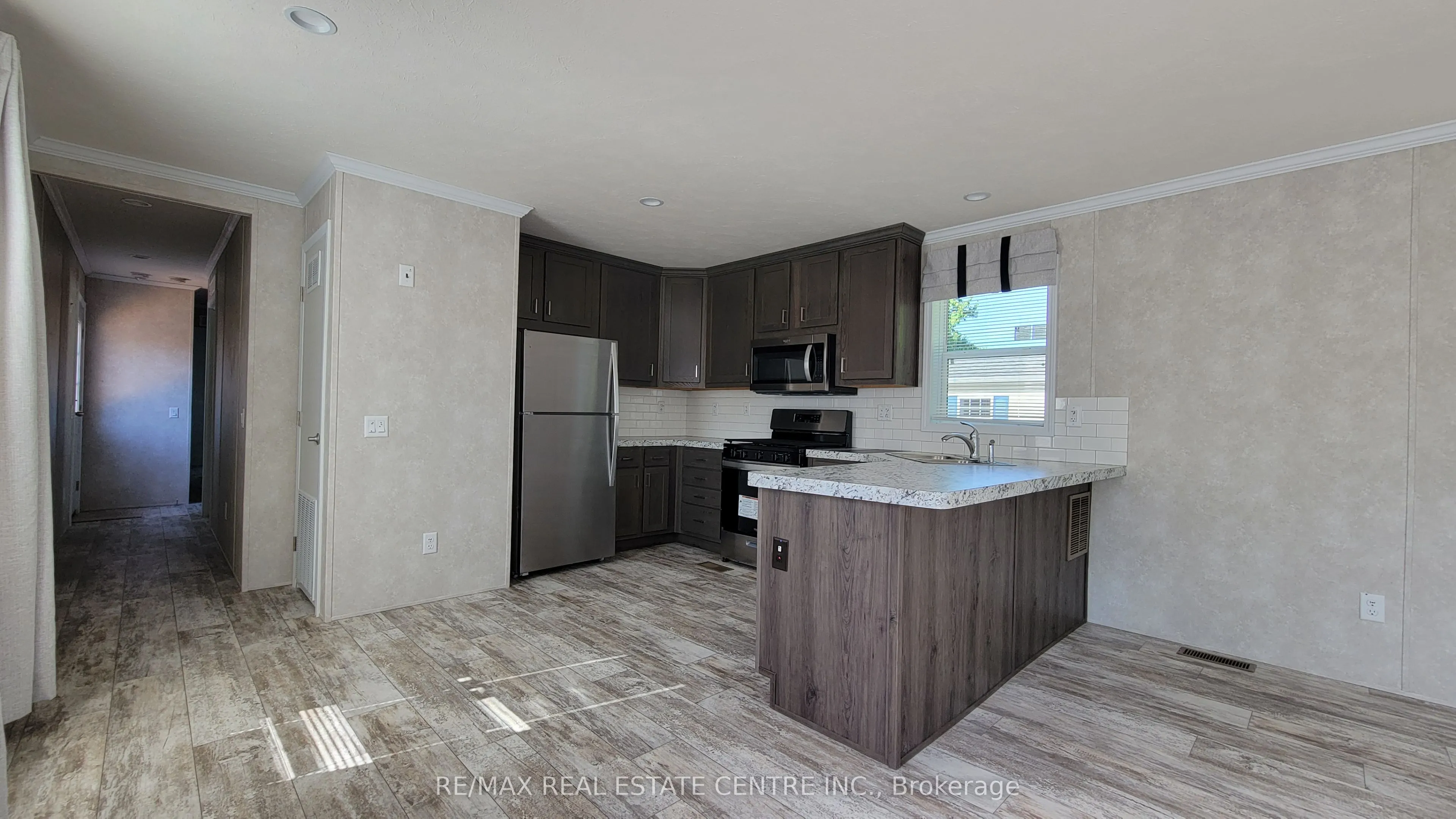 24 MacPherson Crescent, #24