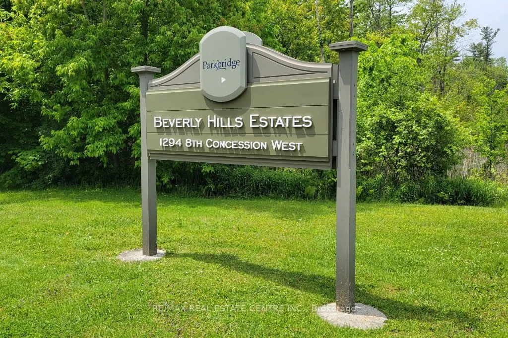24 MacPherson Crescent, #24