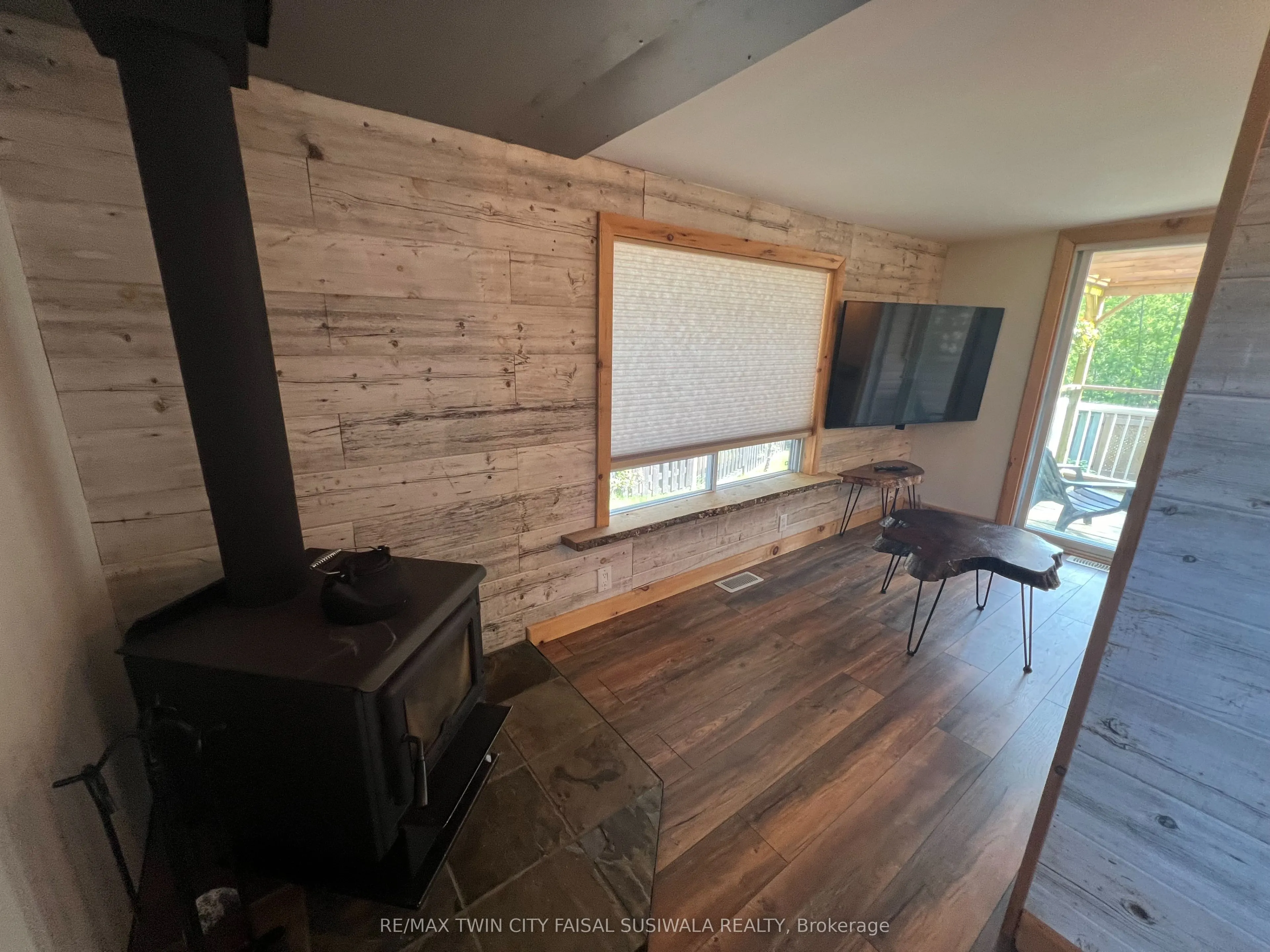1085 10th Concession Road W, #36