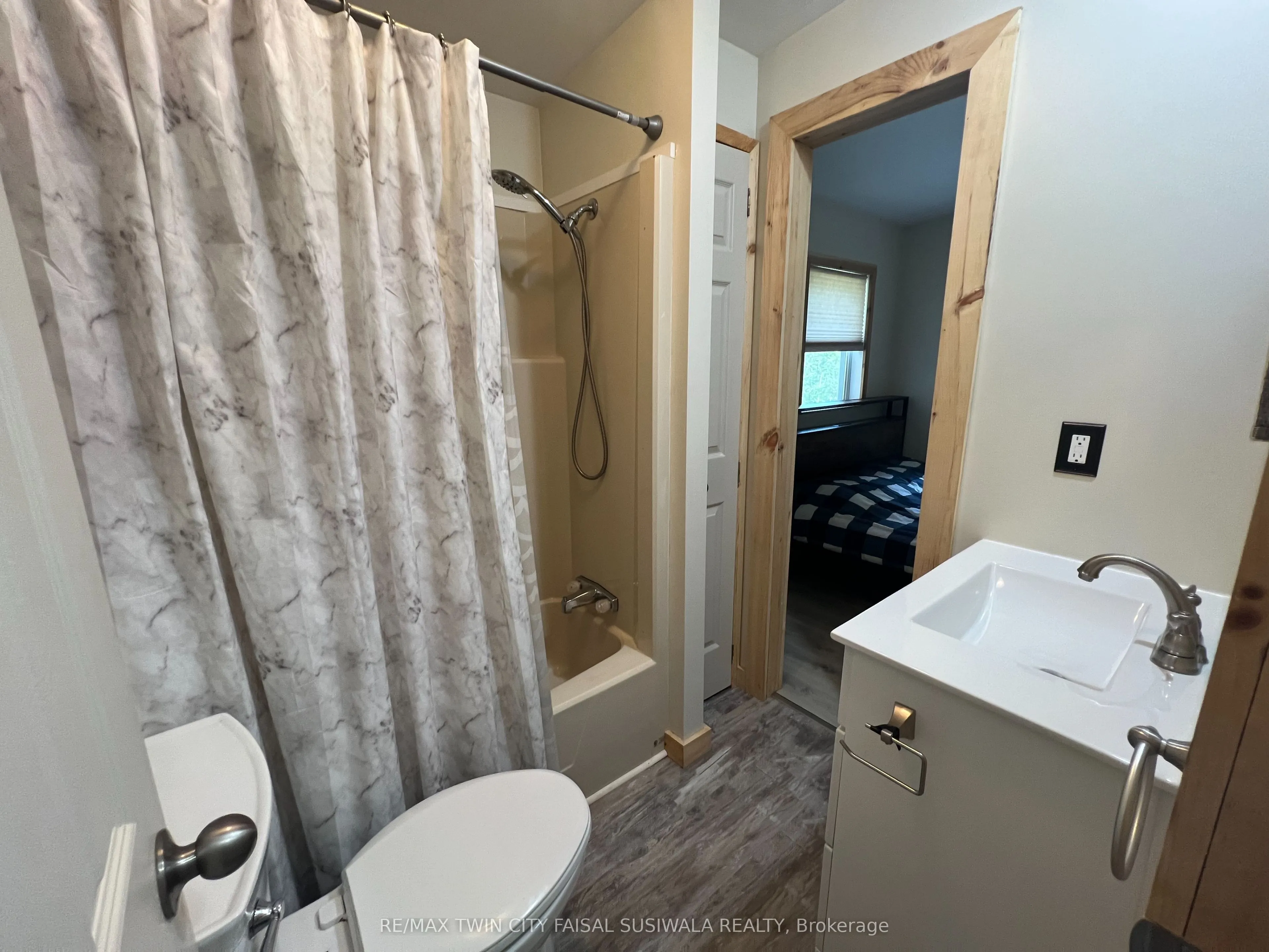 1085 10th Concession Road W, #36