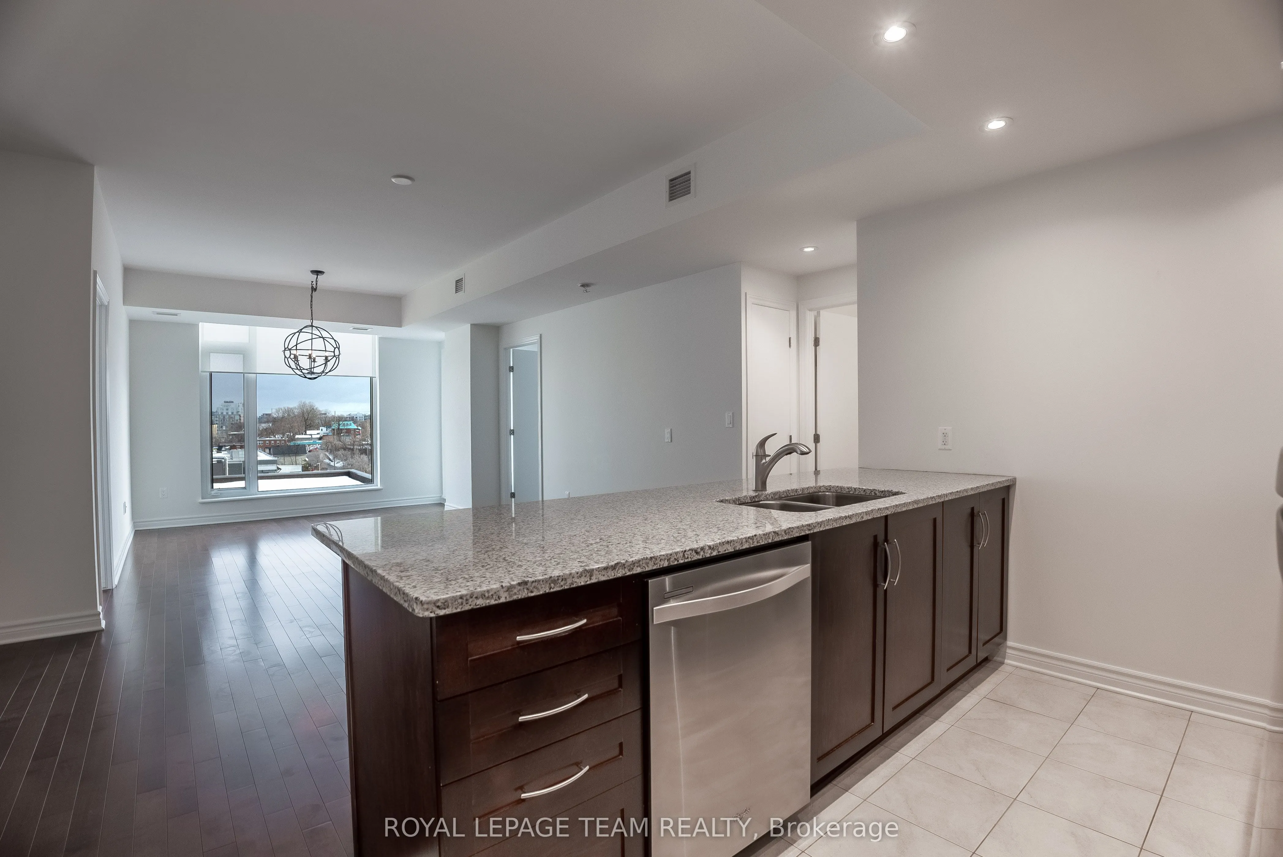 575 Byron Avenue, #609