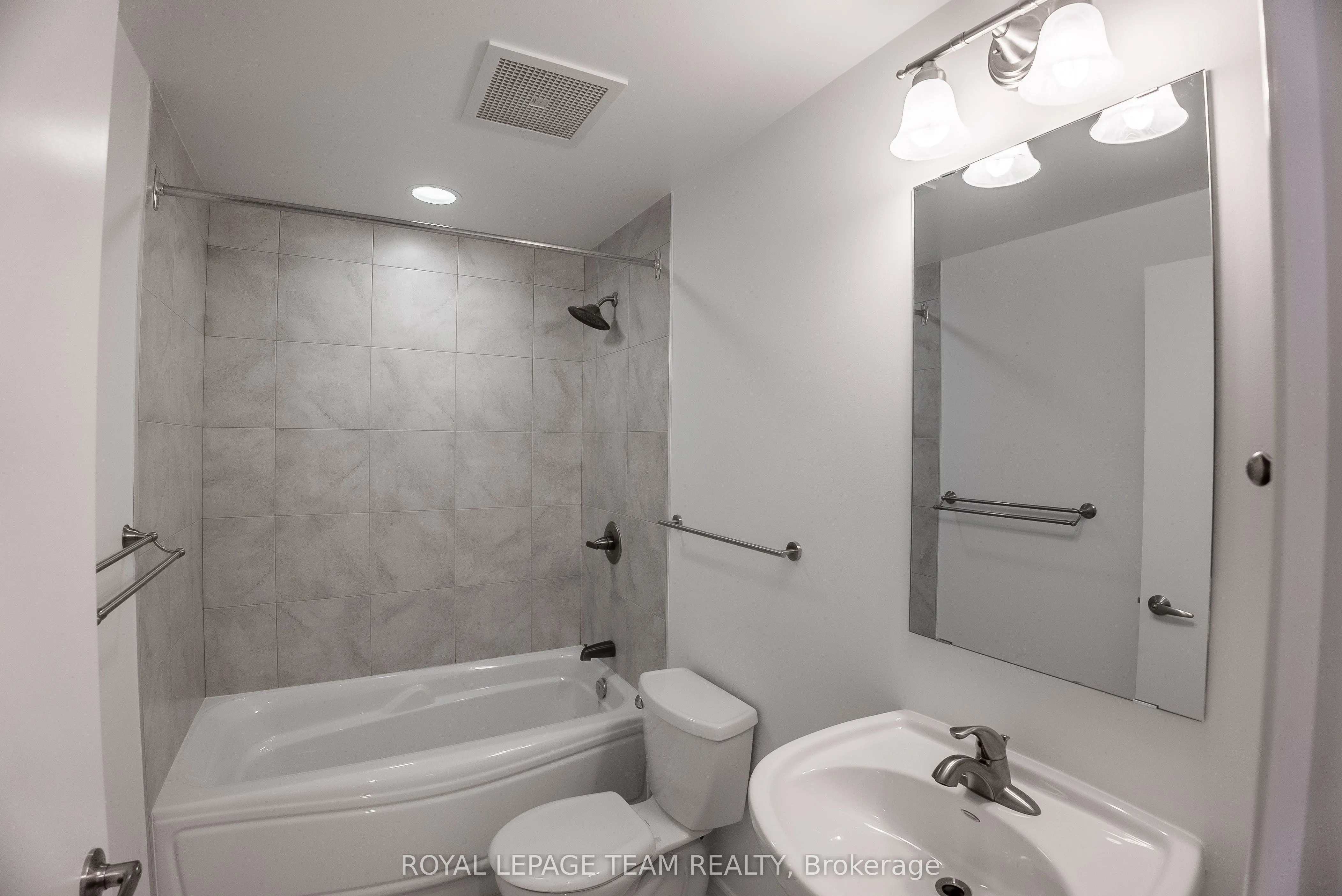 575 Byron Avenue, #609