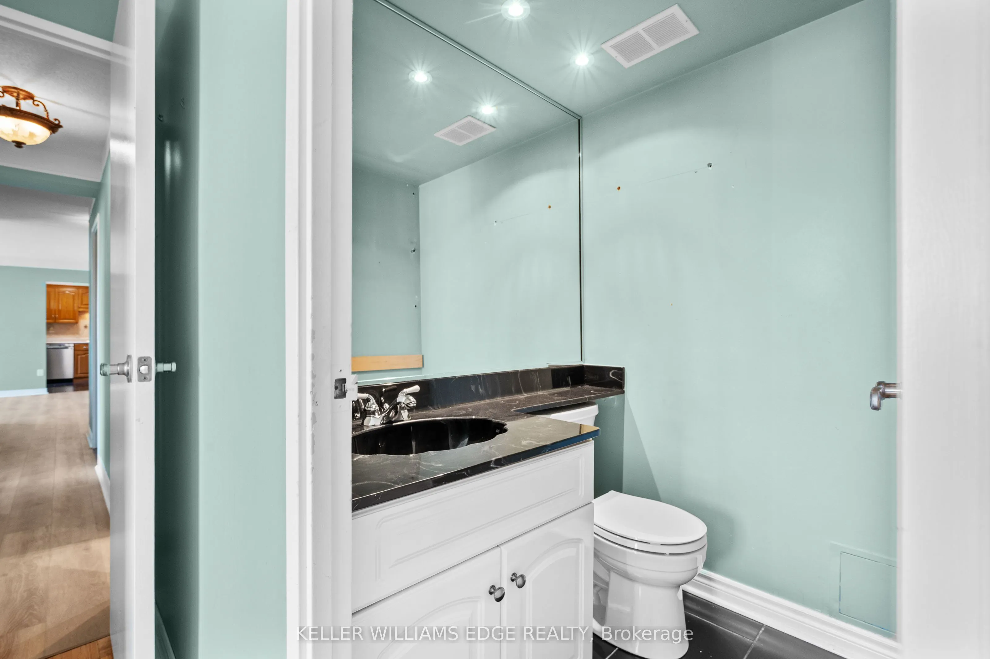 301 Frances Avenue, #404