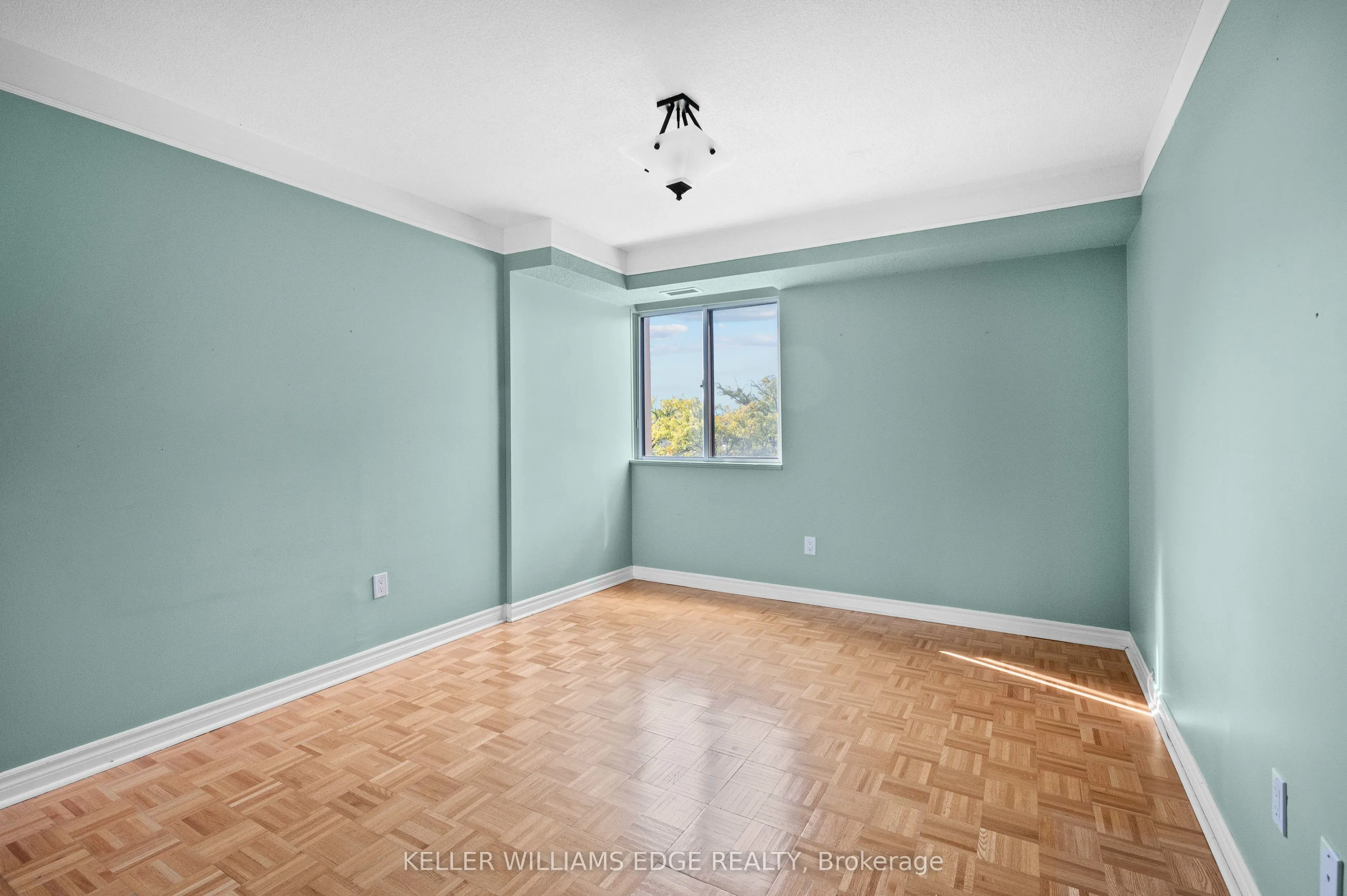301 Frances Avenue, #404