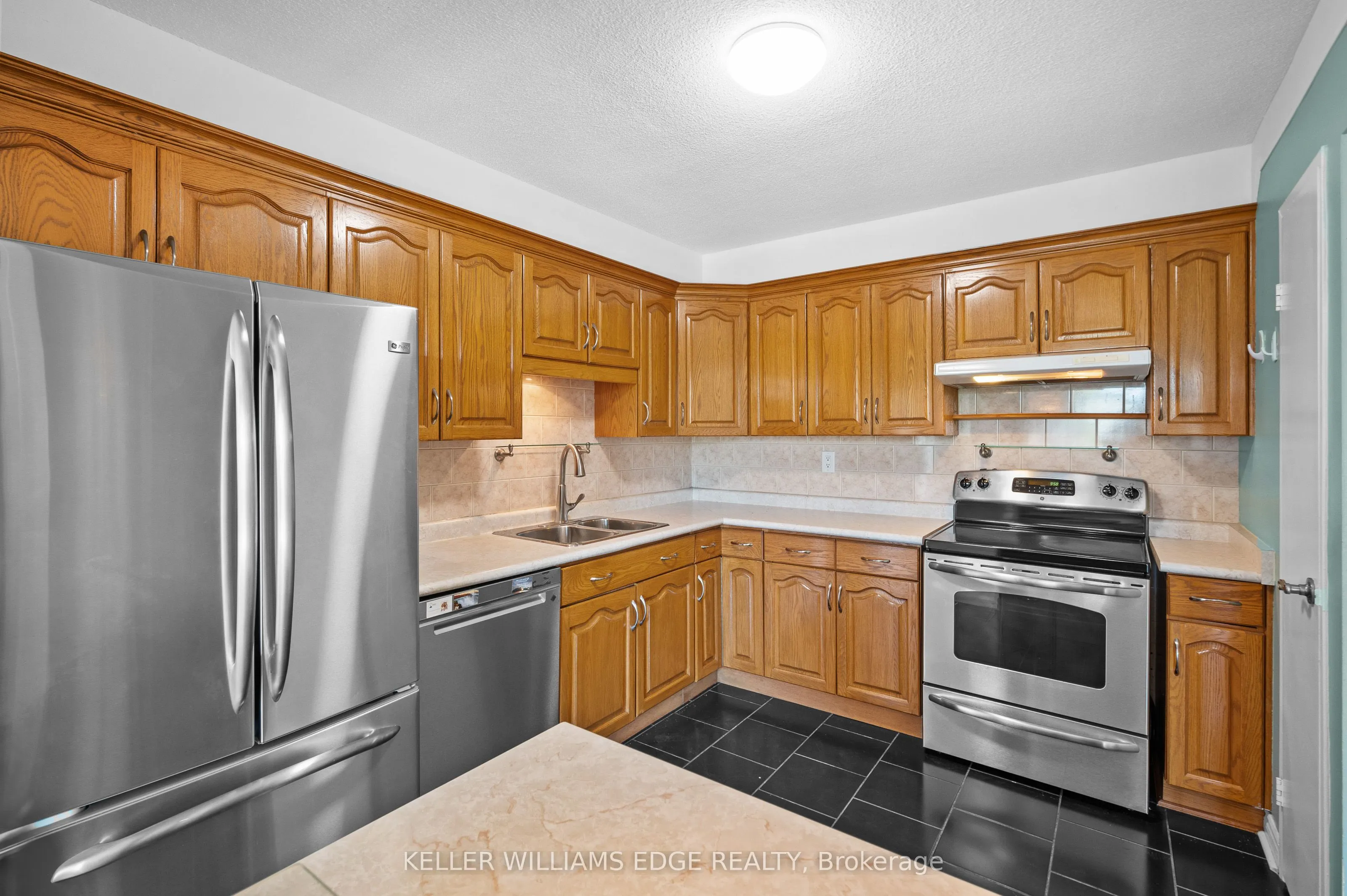 301 Frances Avenue, #404