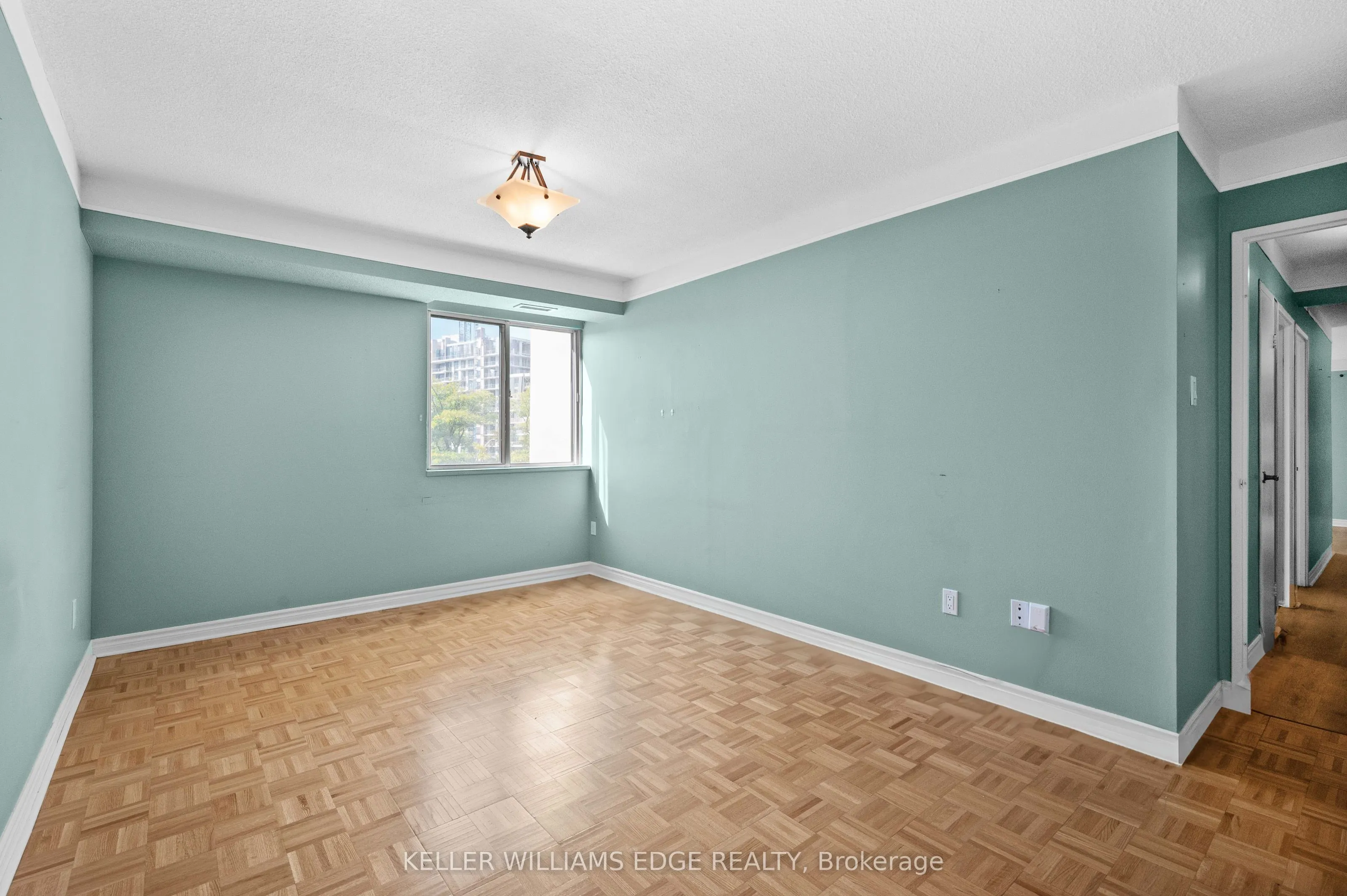 301 Frances Avenue, #404