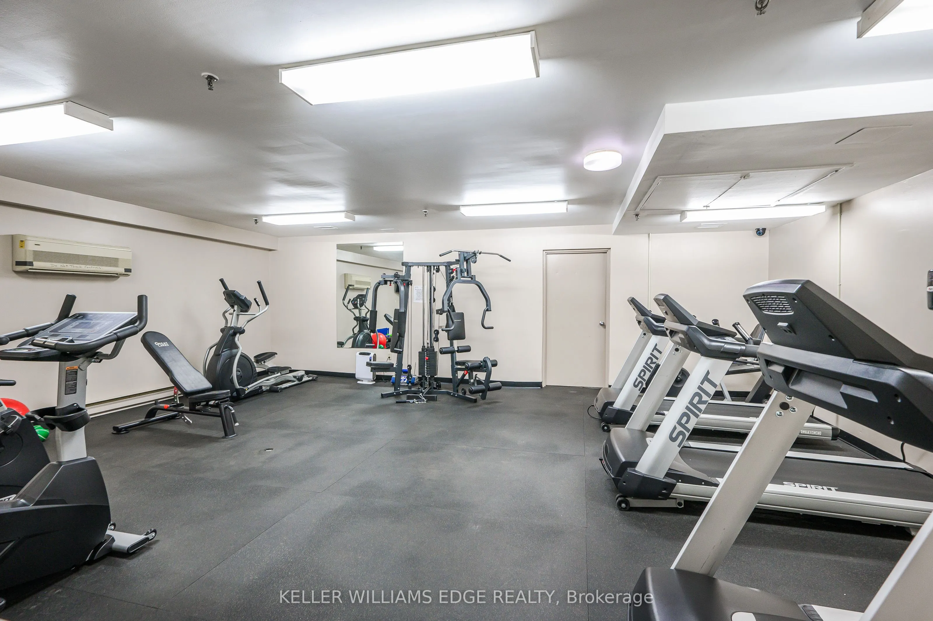 301 Frances Avenue, #404