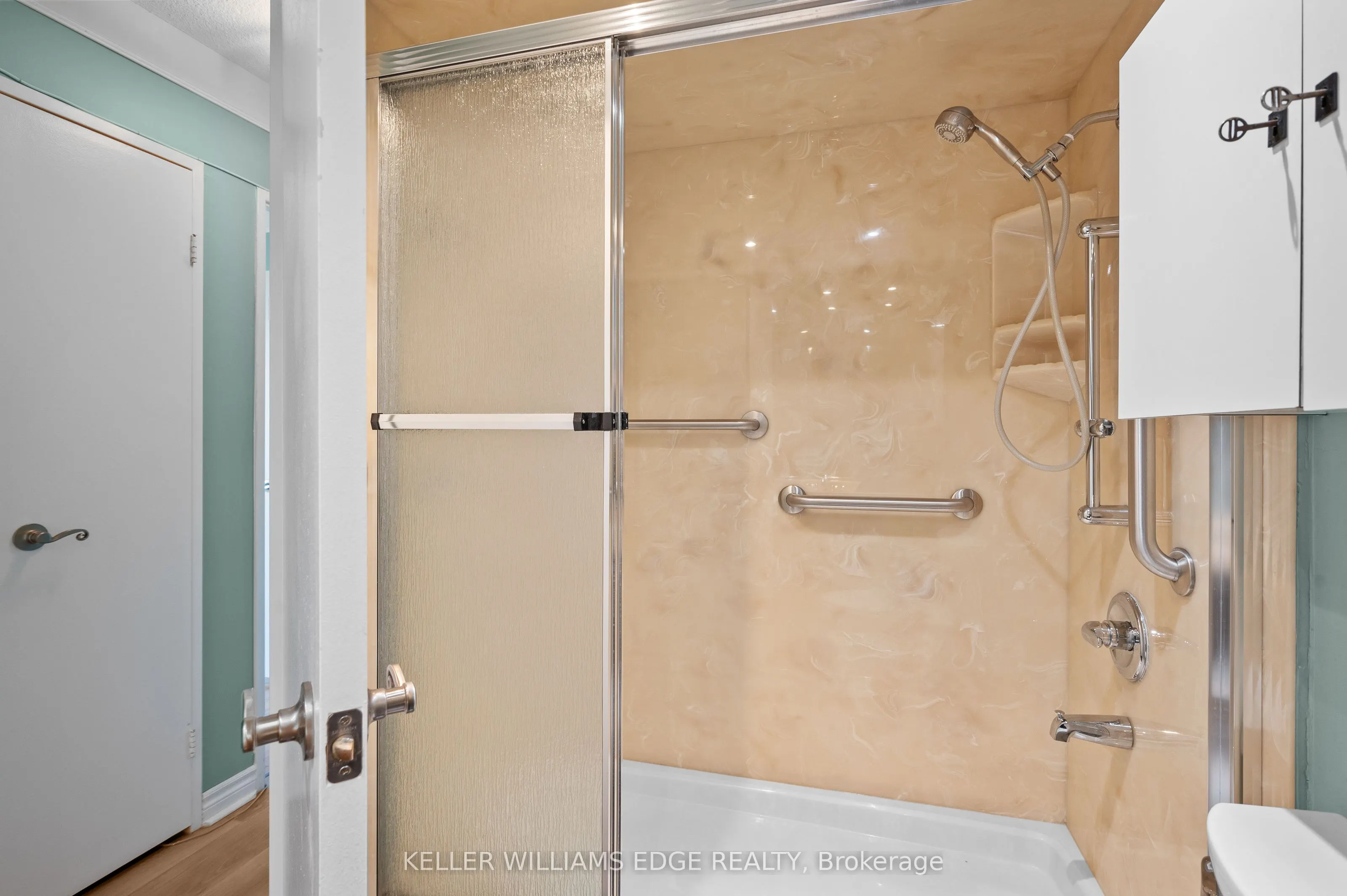 301 Frances Avenue, #404