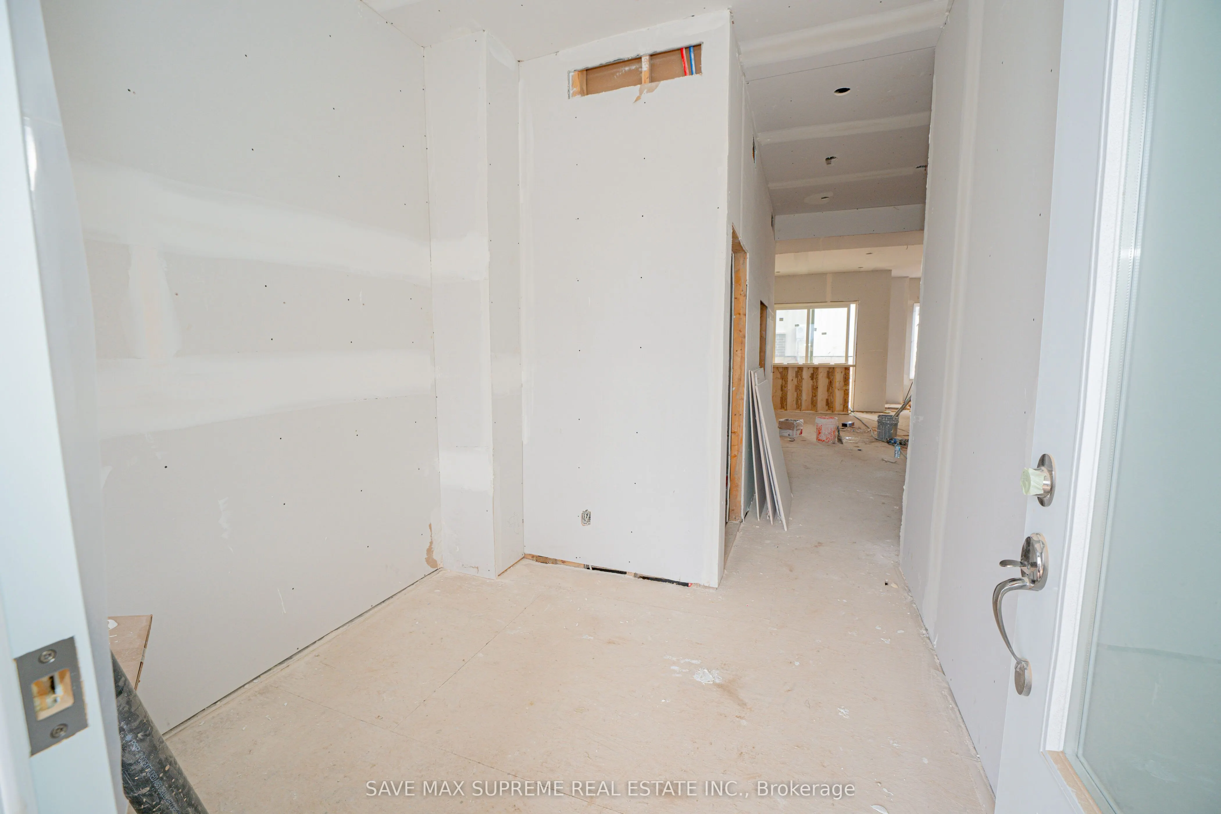 2700 Mewburn Road, #6