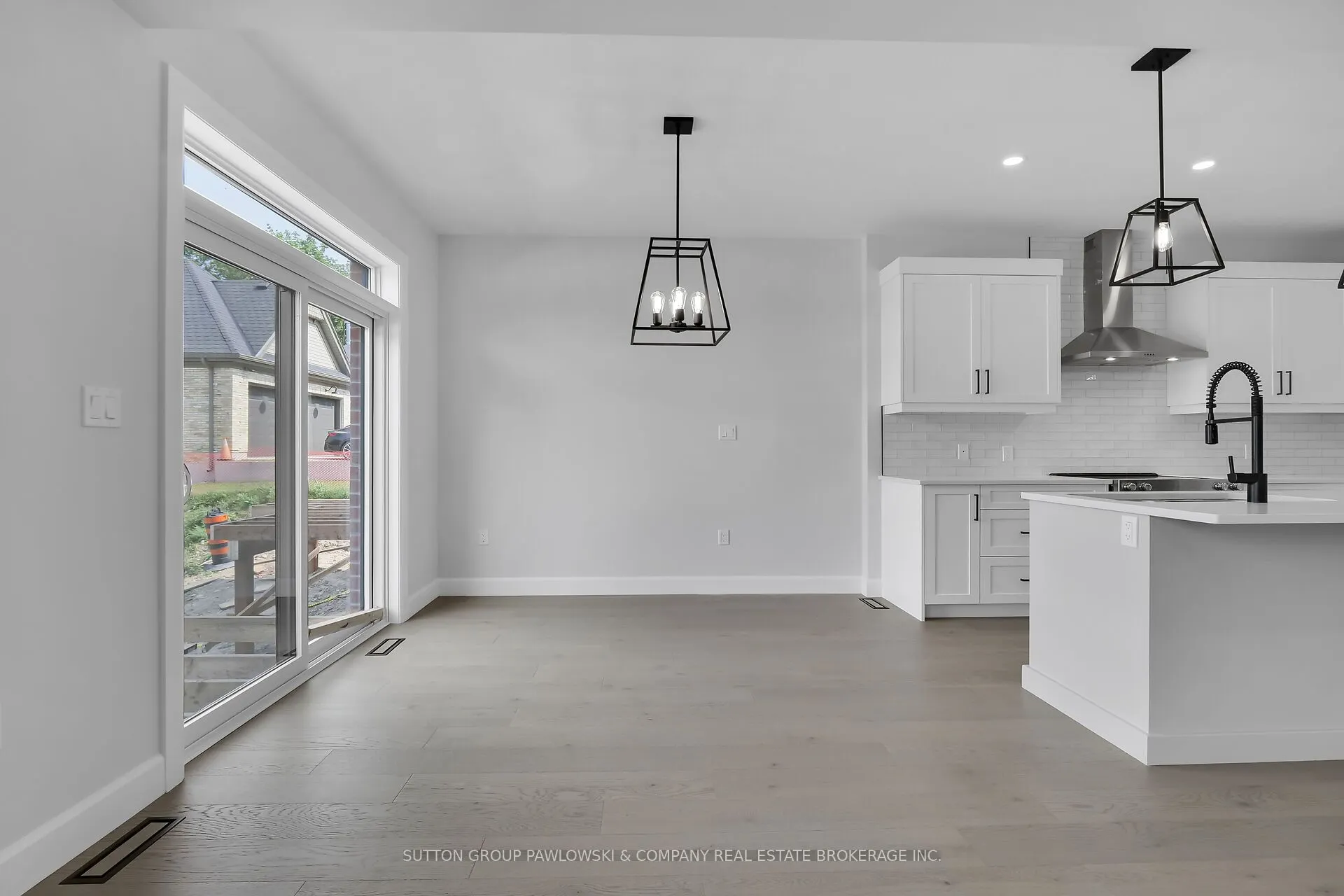 414 Old Wonderland Road #29