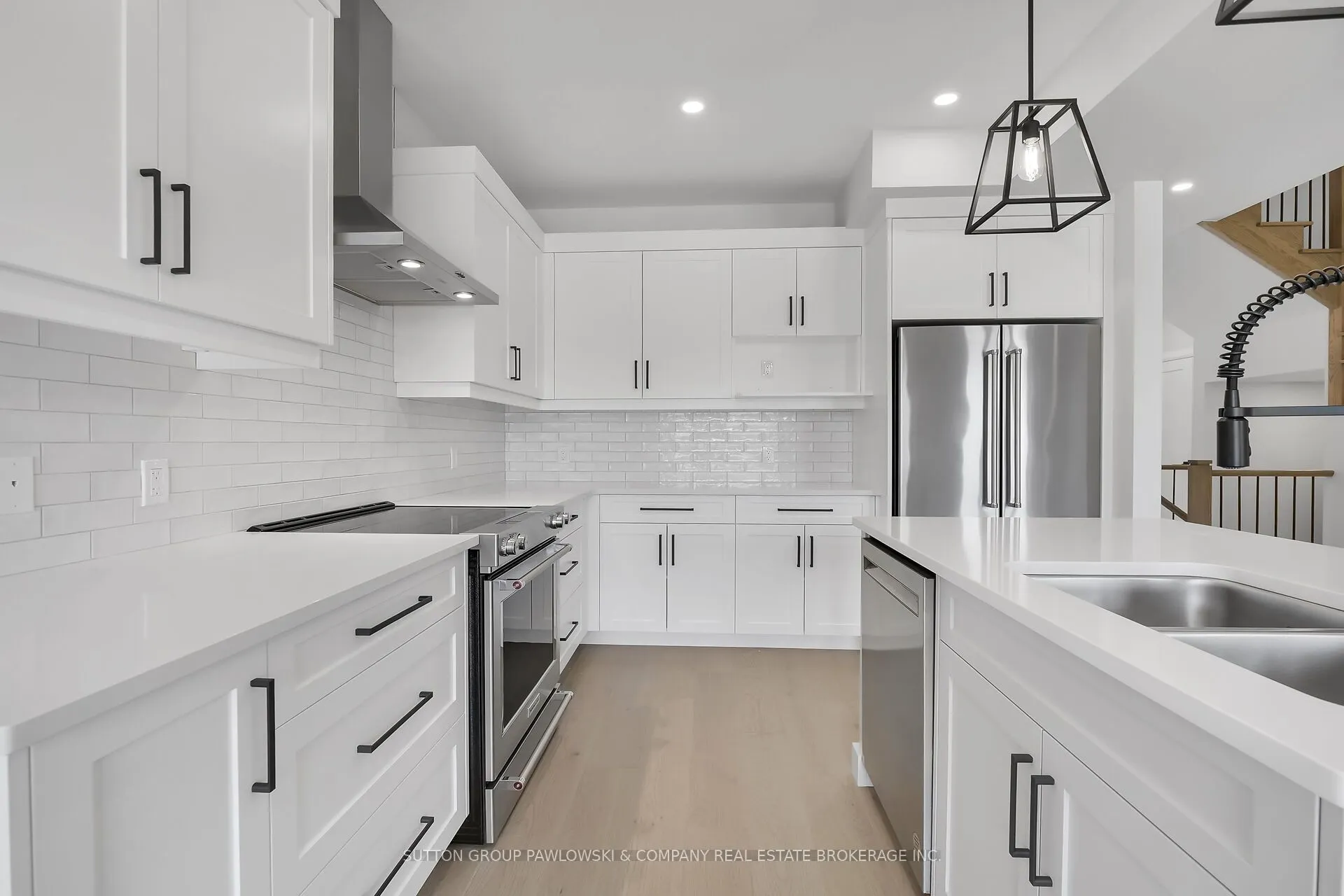 414 Old Wonderland Road #29