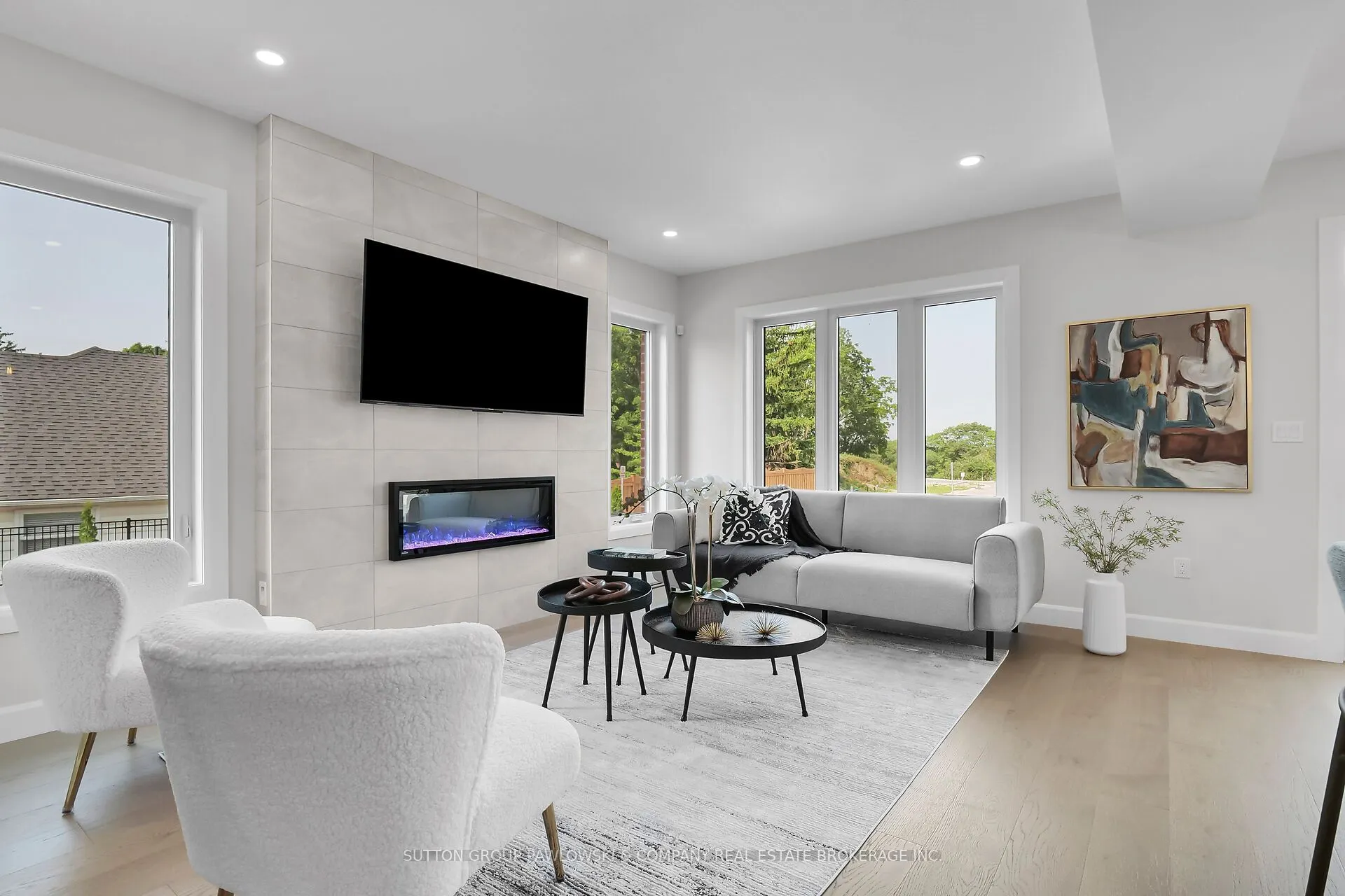 414 Old Wonderland Road #33