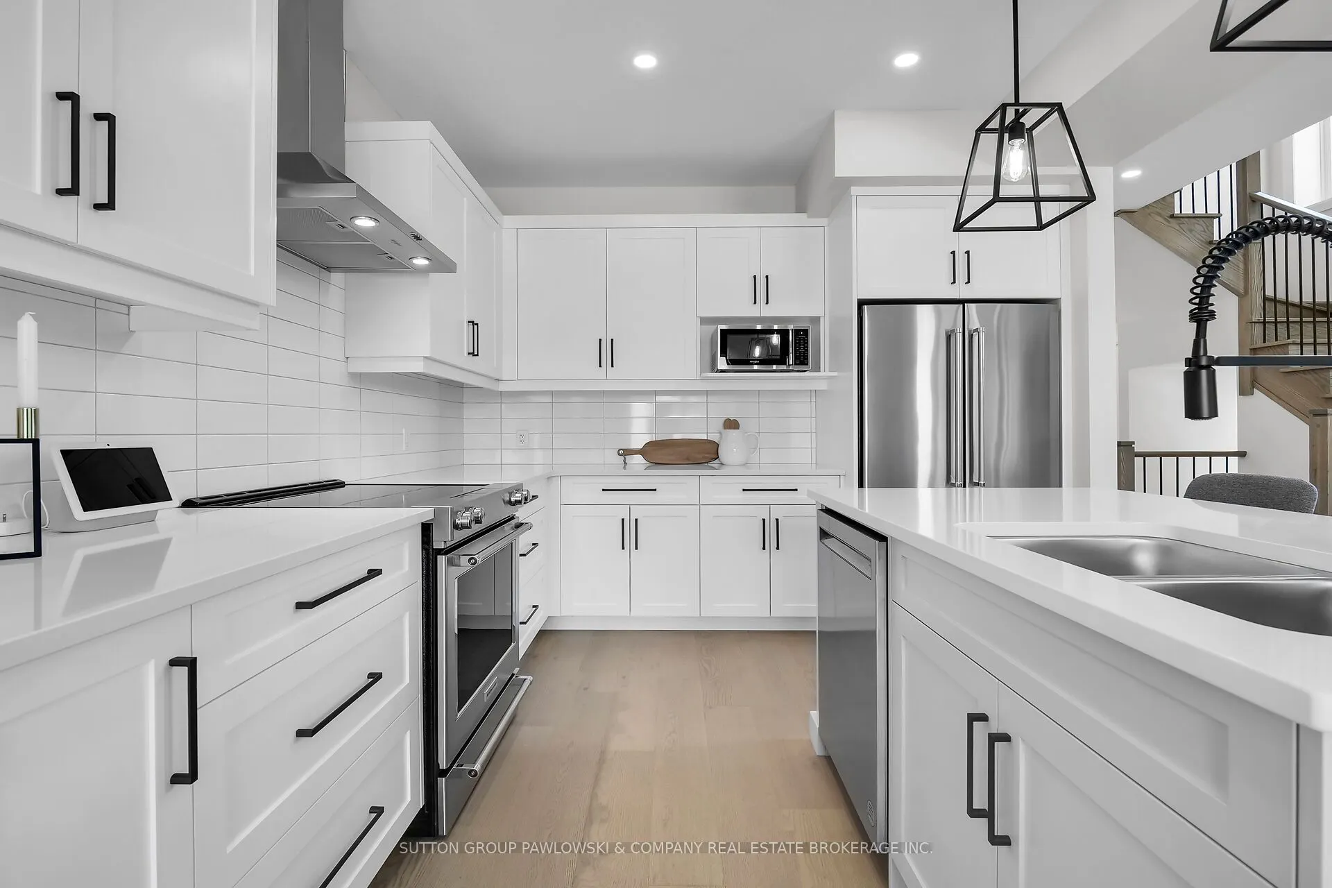 414 Old Wonderland Road #33
