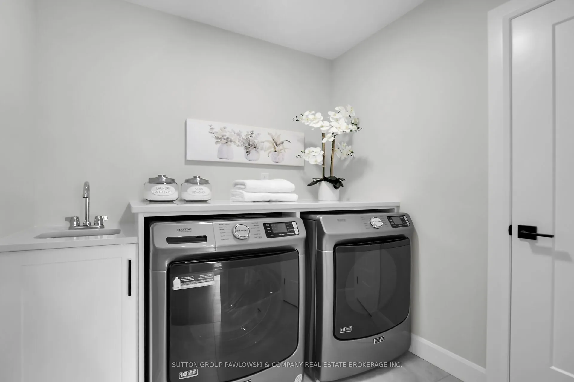 414 Old Wonderland Road #33