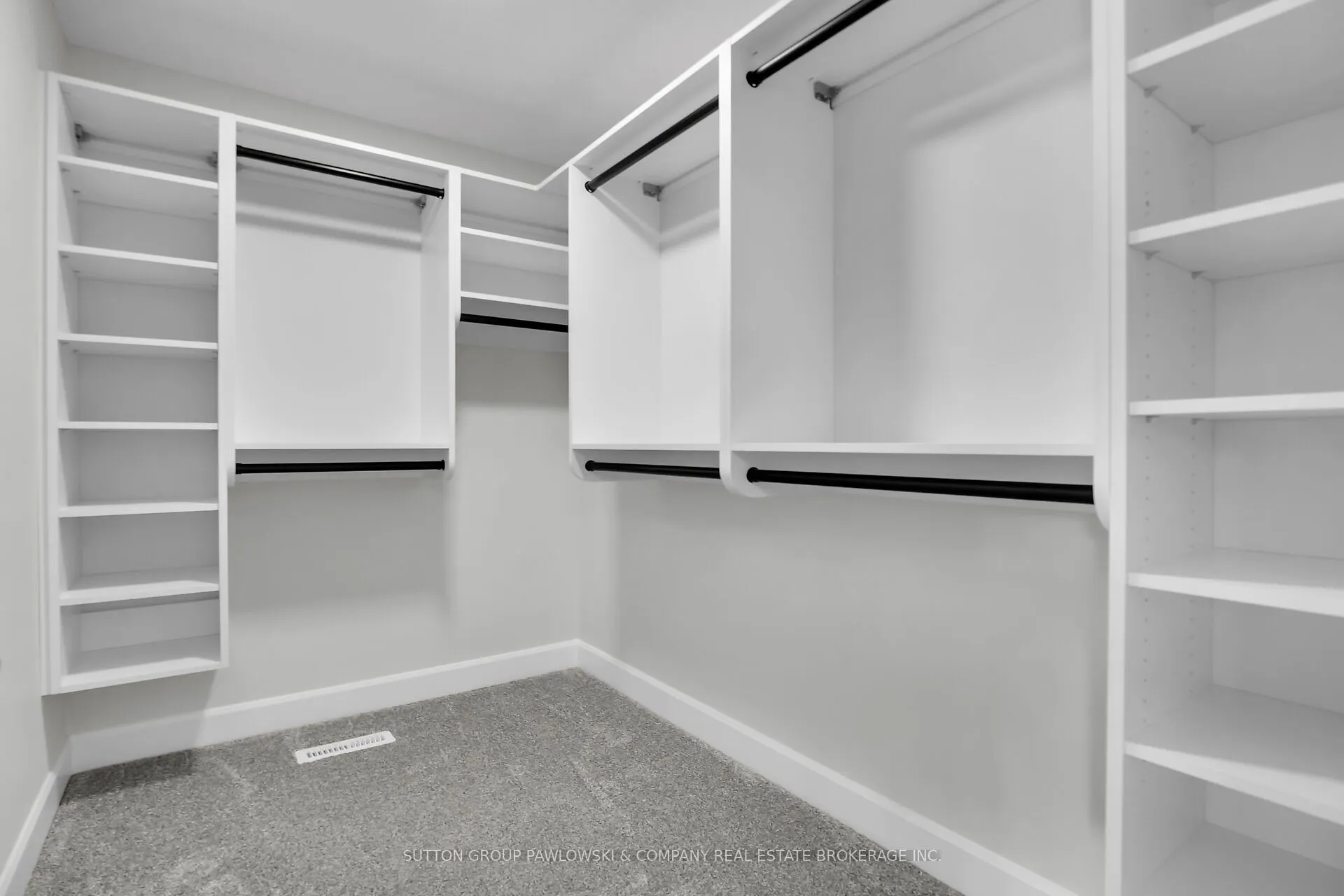 414 Old Wonderland Road #33
