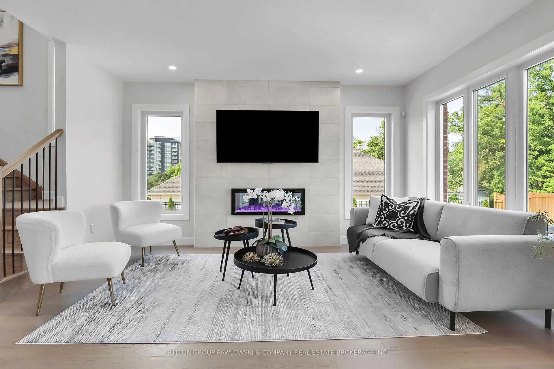 414 Old Wonderland Road #33