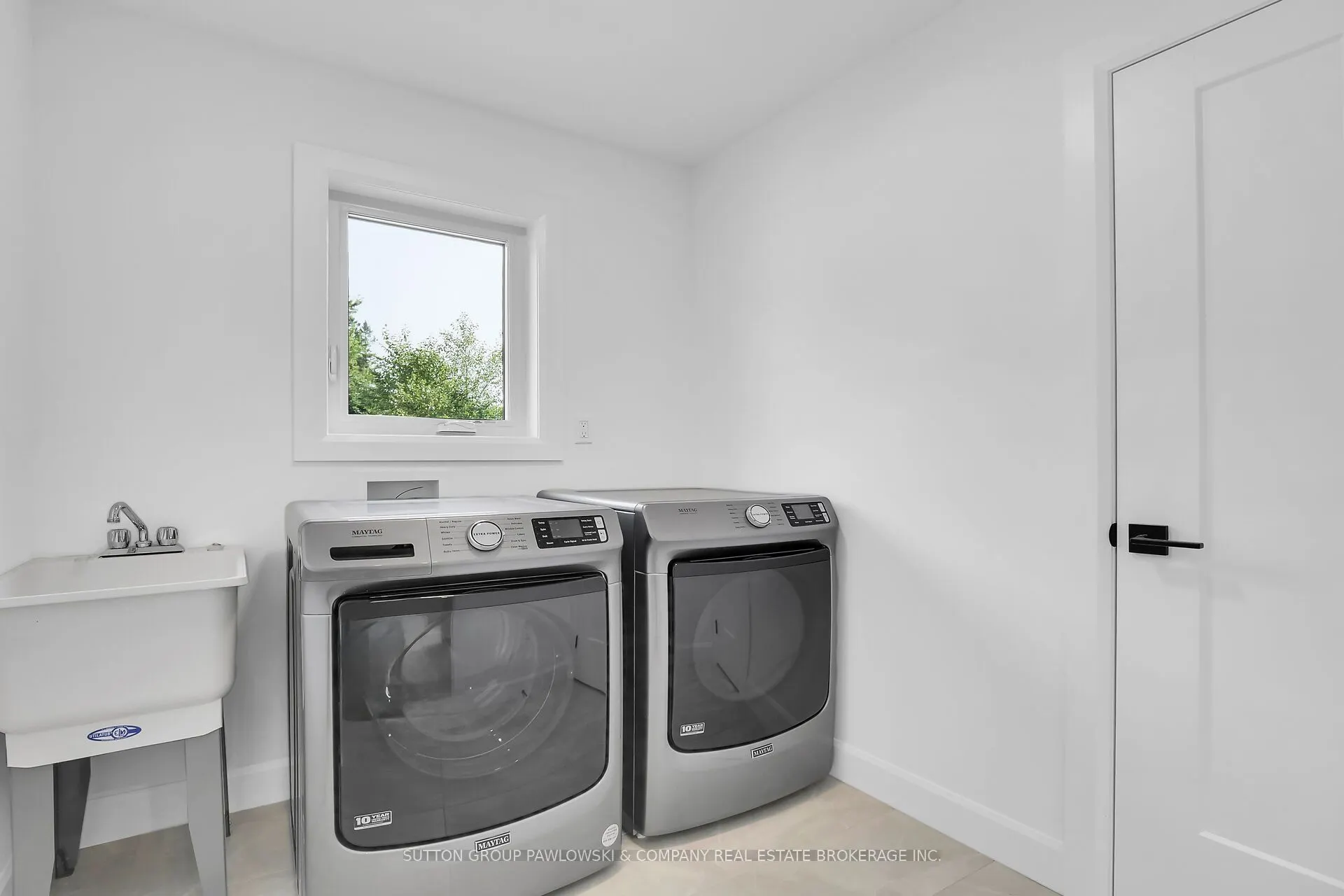 414 Old Wonderland Road #27