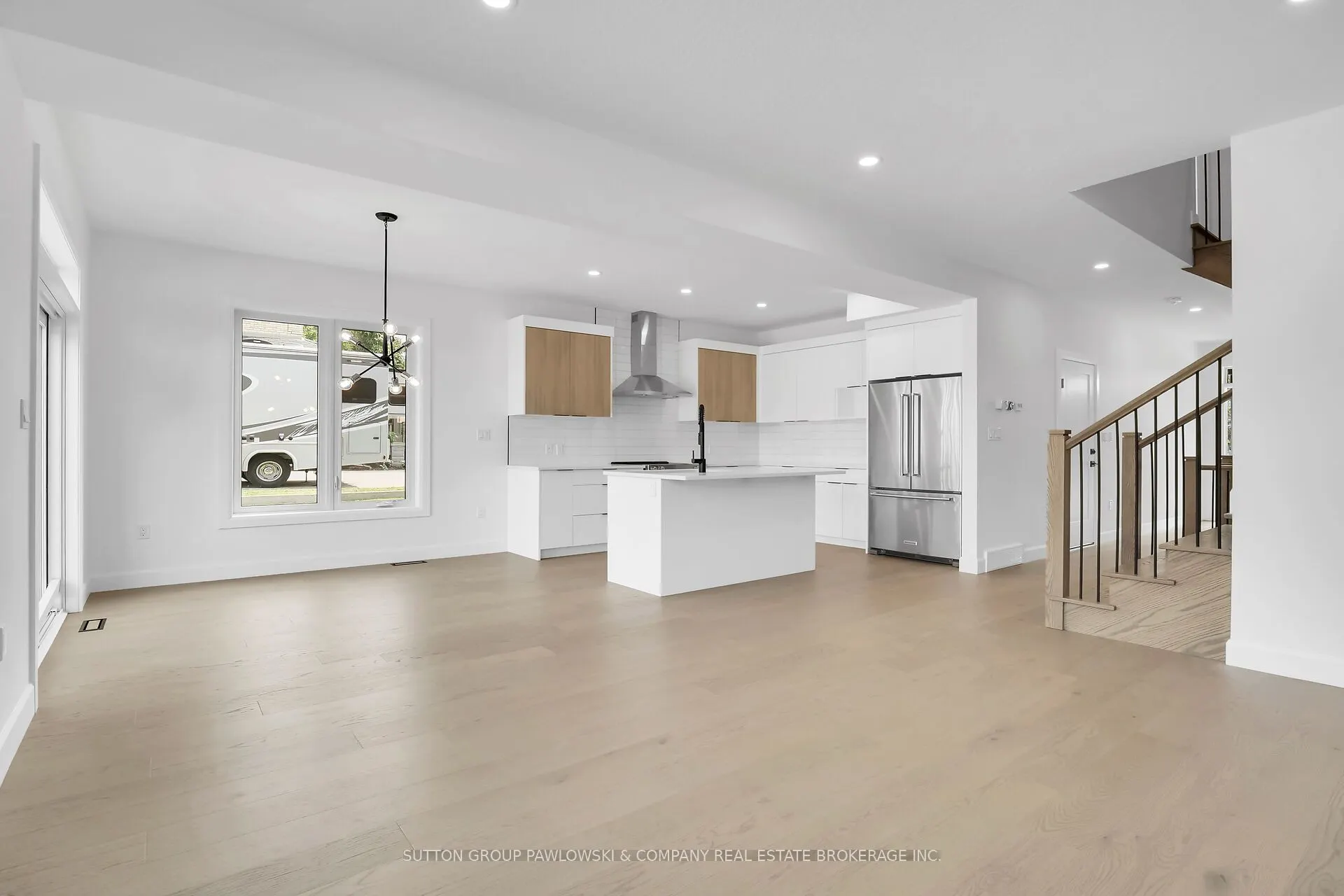 414 Old Wonderland Road #27