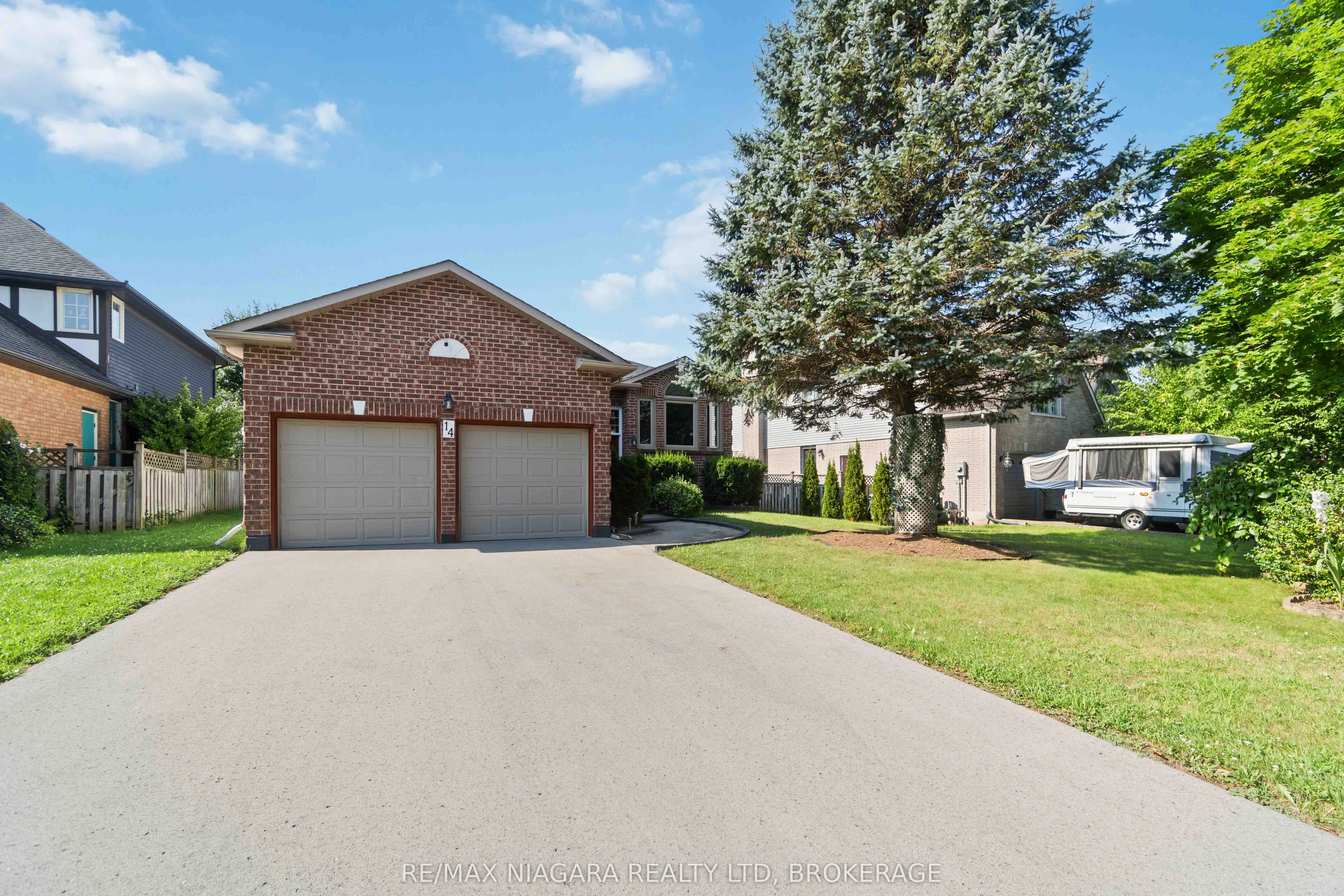 14 Meadowbrook Lane