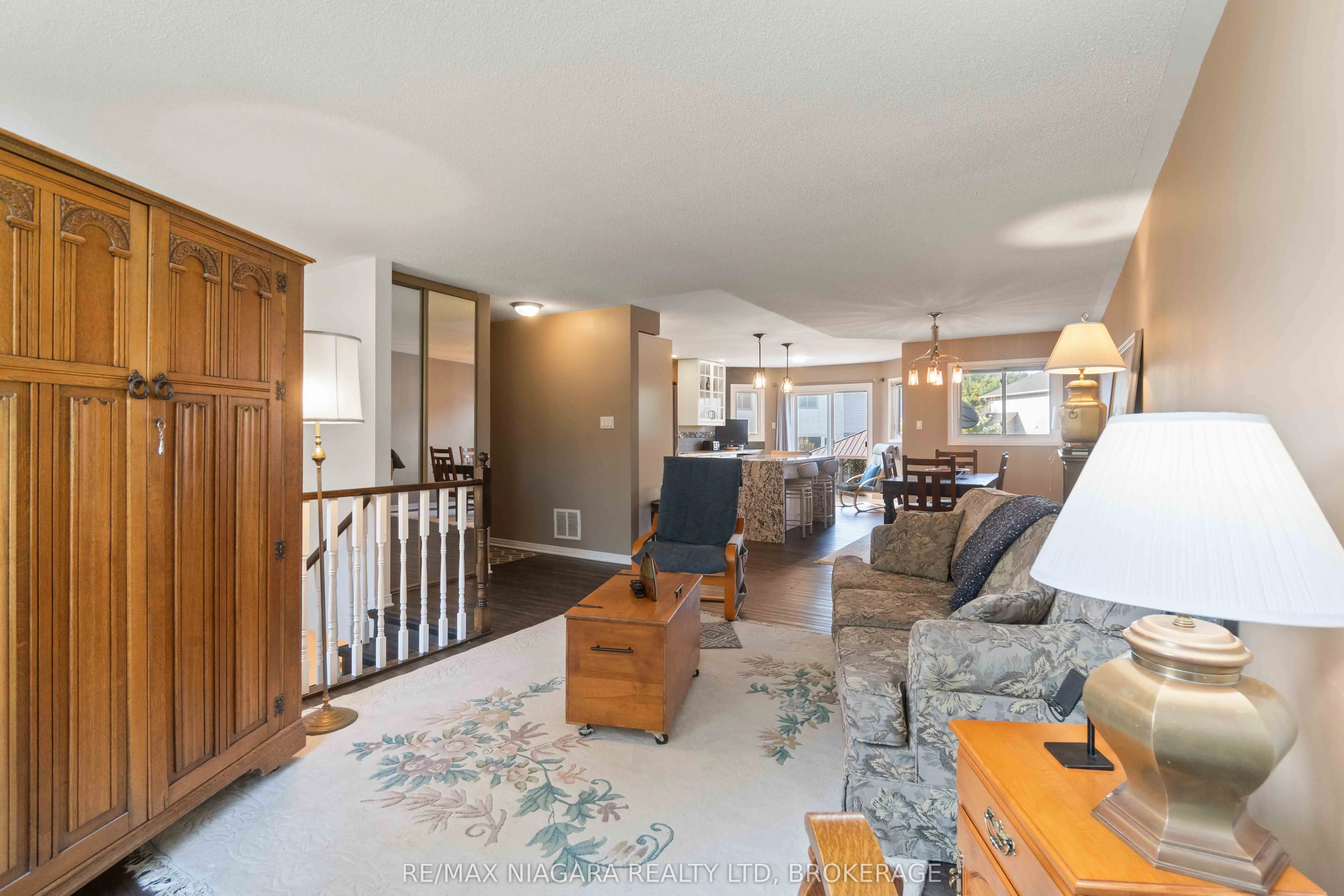 14 Meadowbrook Lane