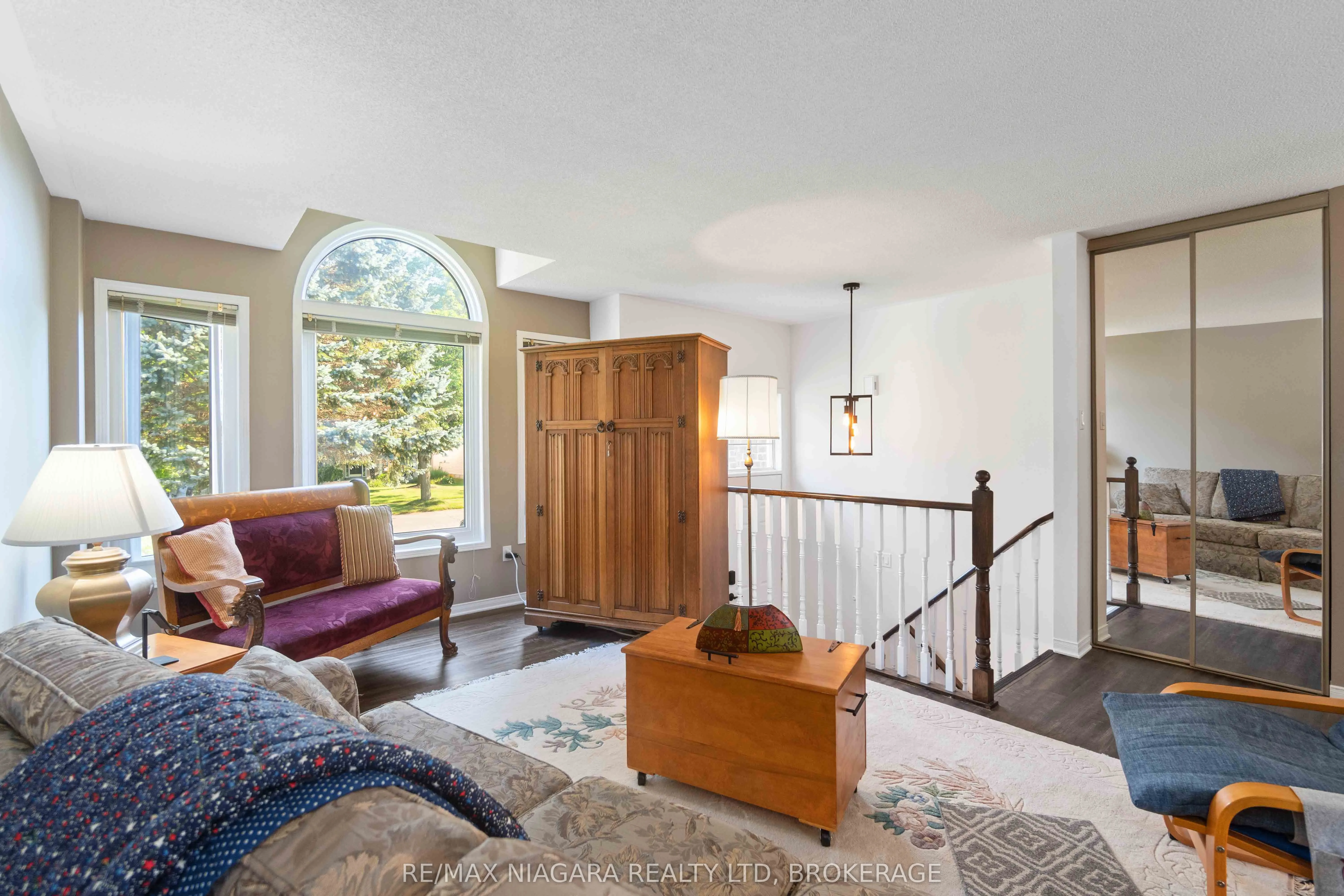14 Meadowbrook Lane