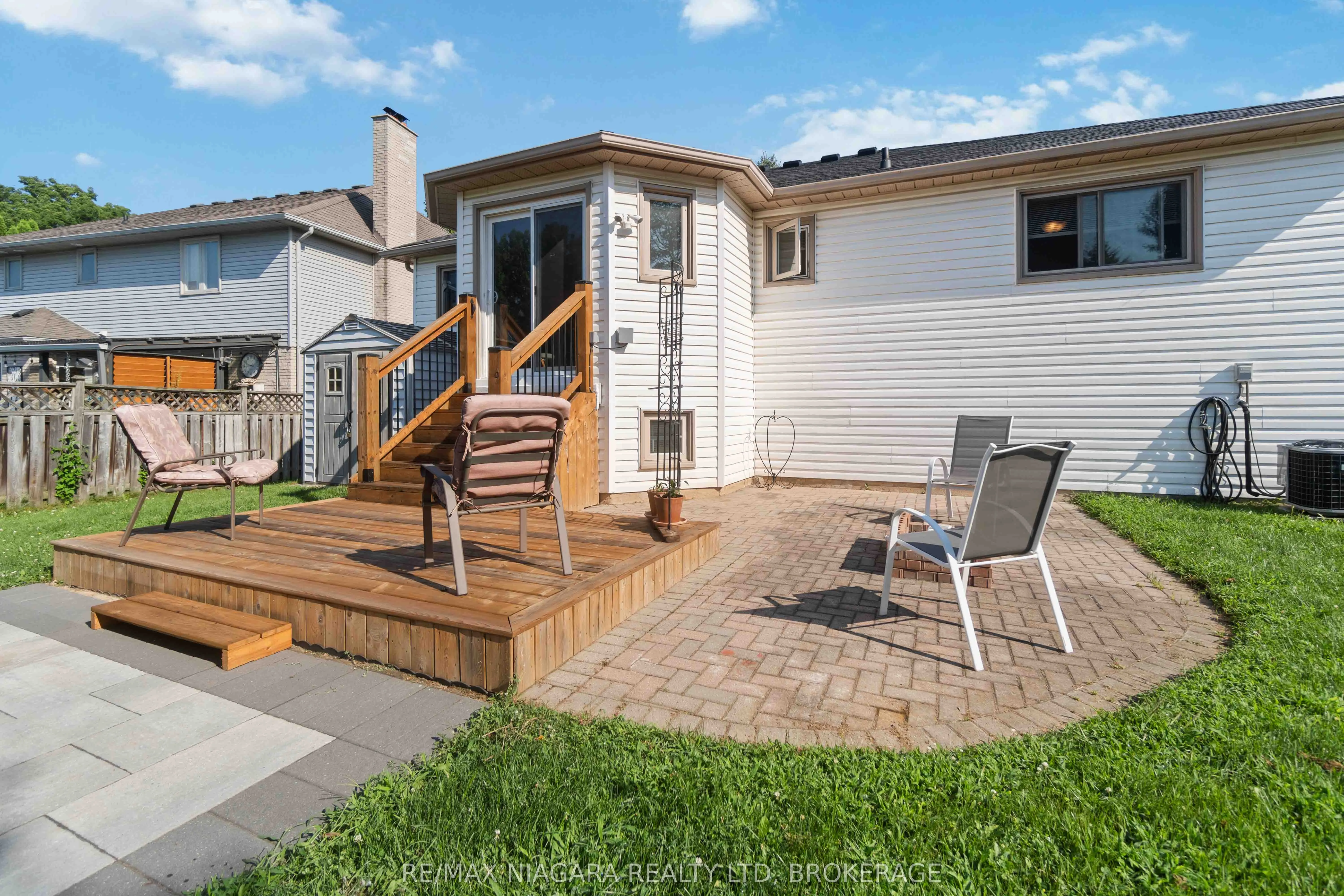 14 Meadowbrook Lane