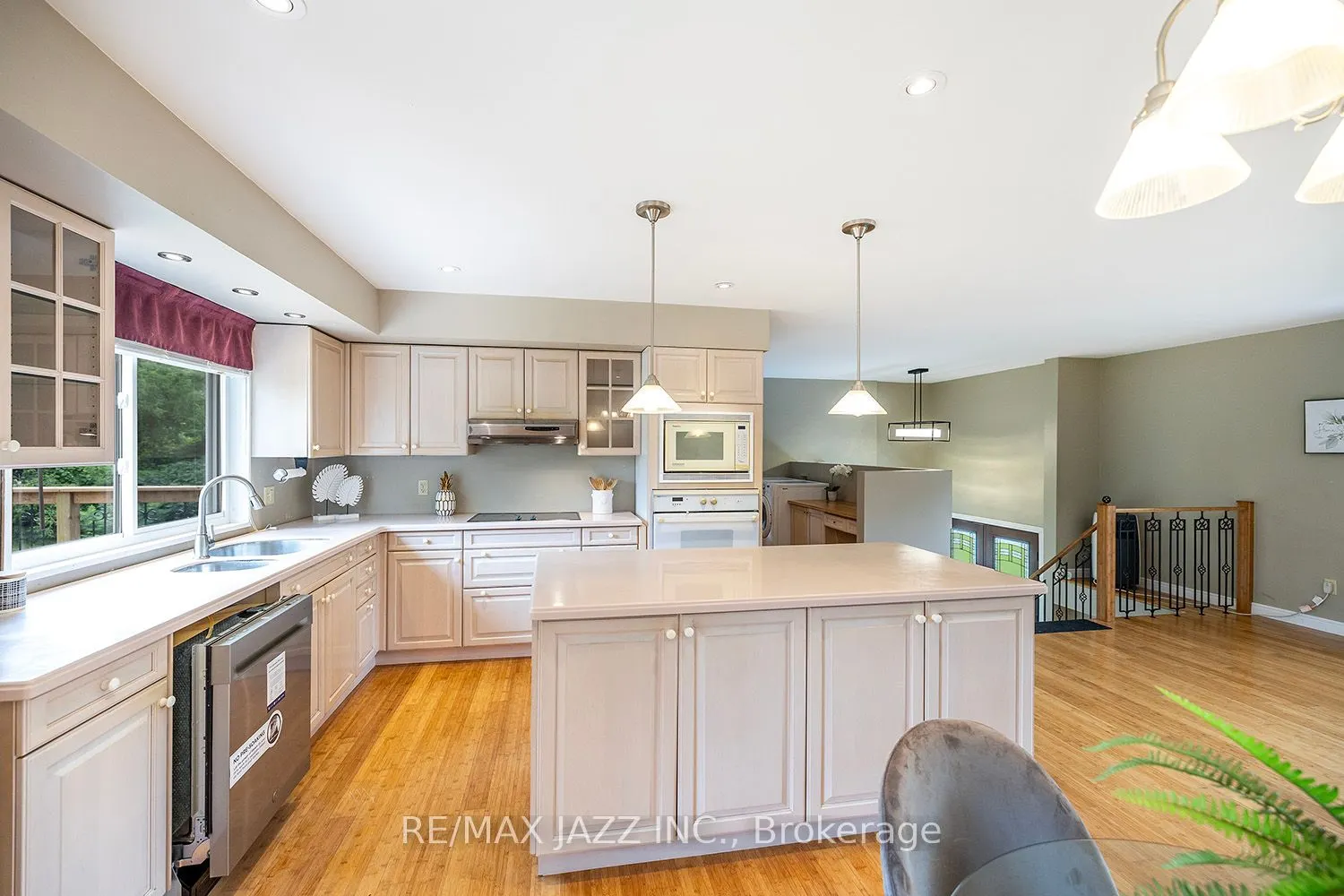 23 Bayview Drive