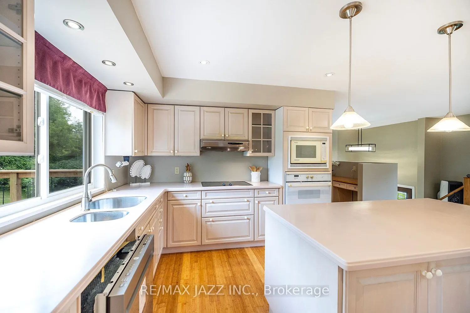 23 Bayview Drive