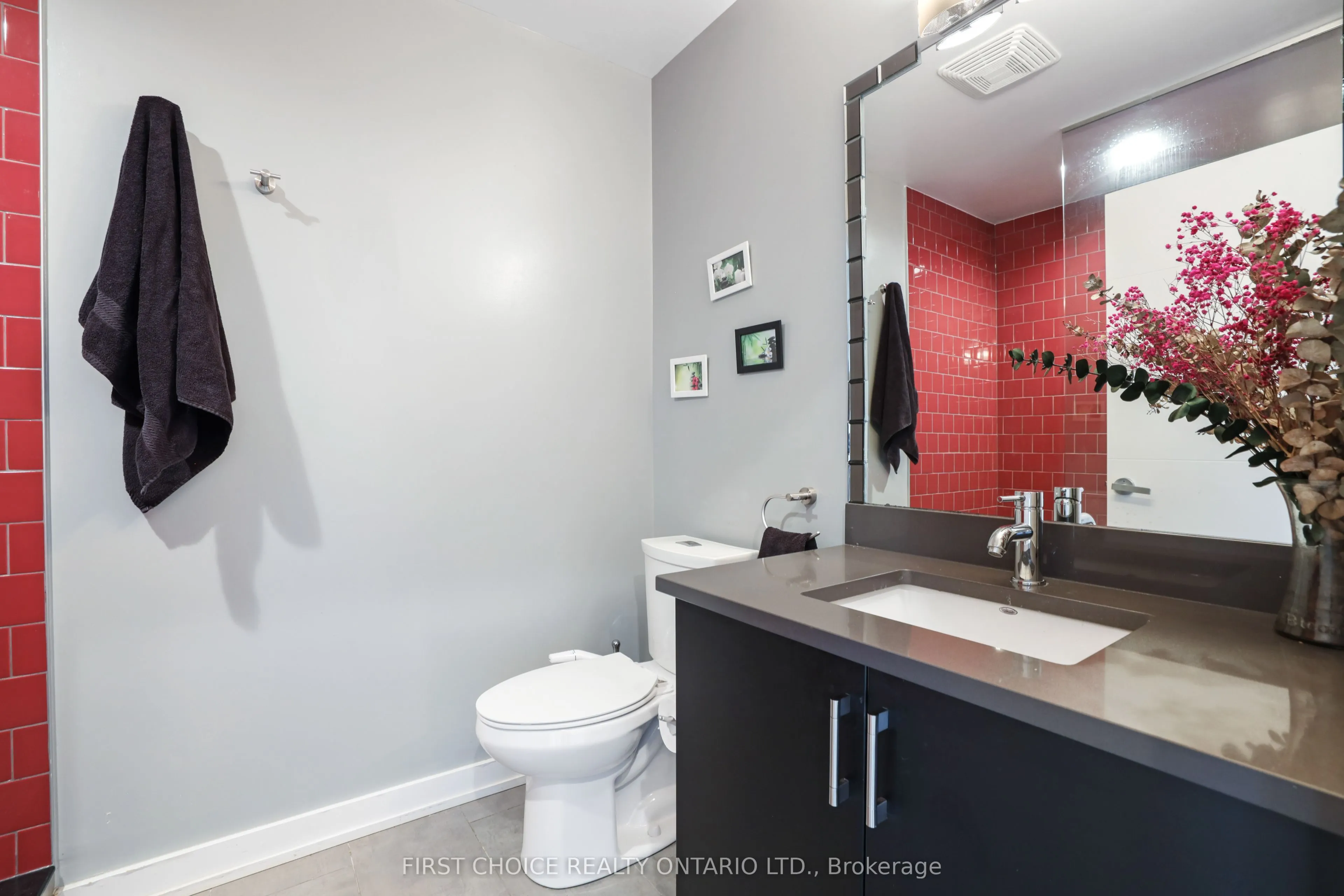 195 Besserer Street, #2701