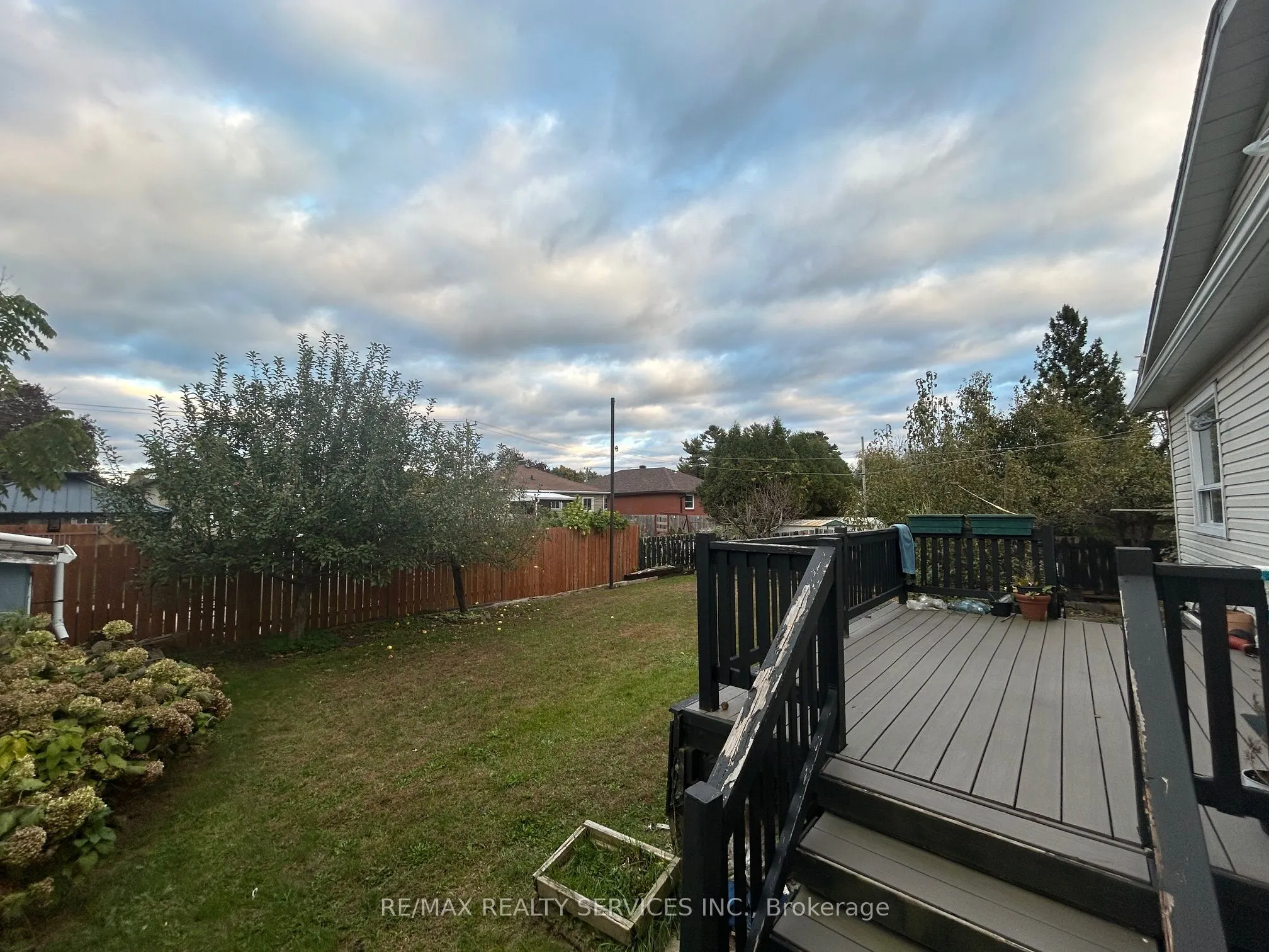 1207 Henry Street