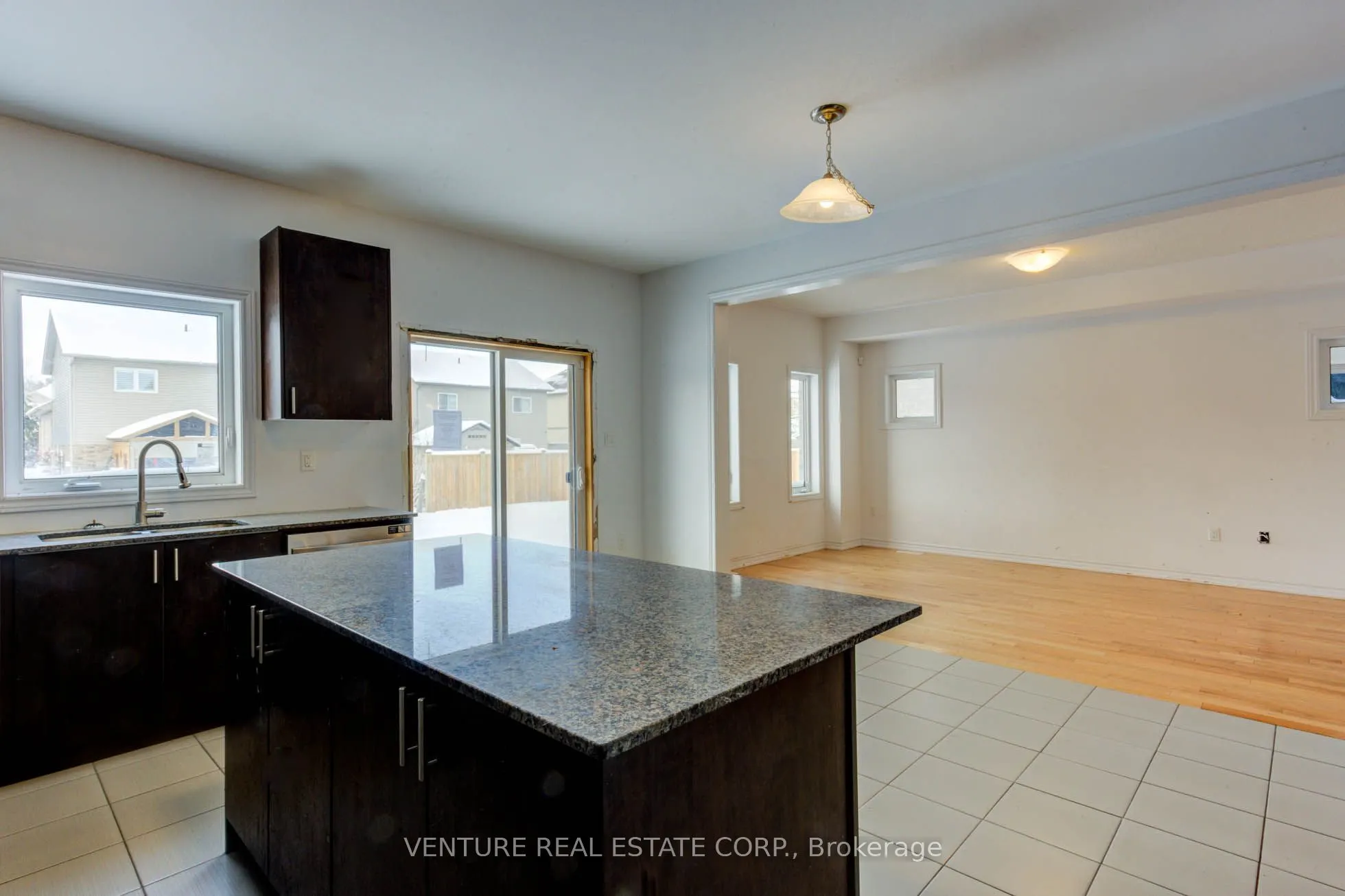 251 Ridley Crescent